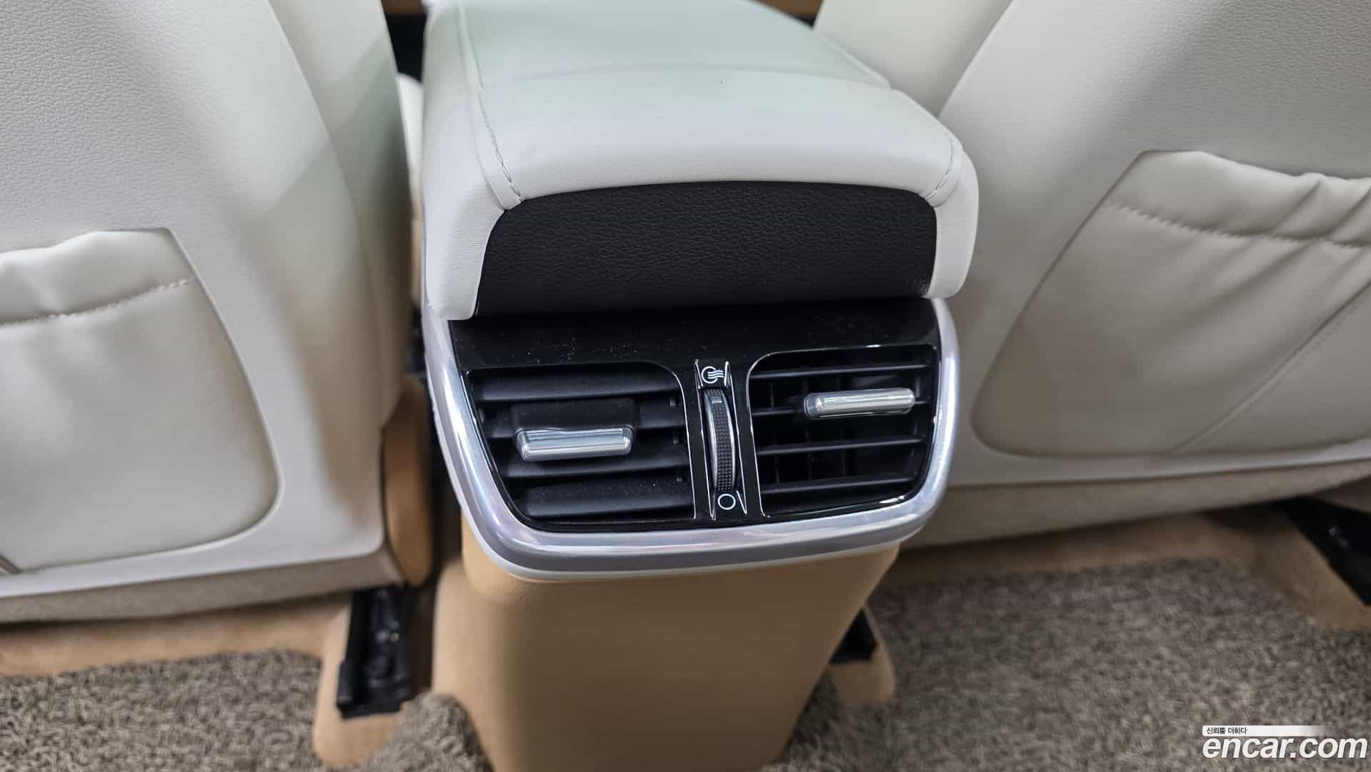 Grandeur Hyundai 2020.9-OPTION-045
