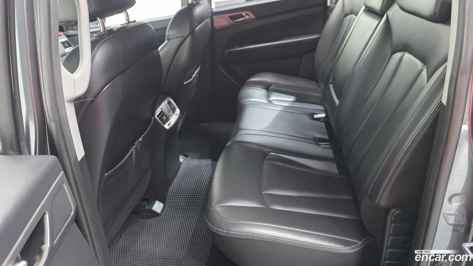 Rexton KG Mobility 2018.1-OPTION-041