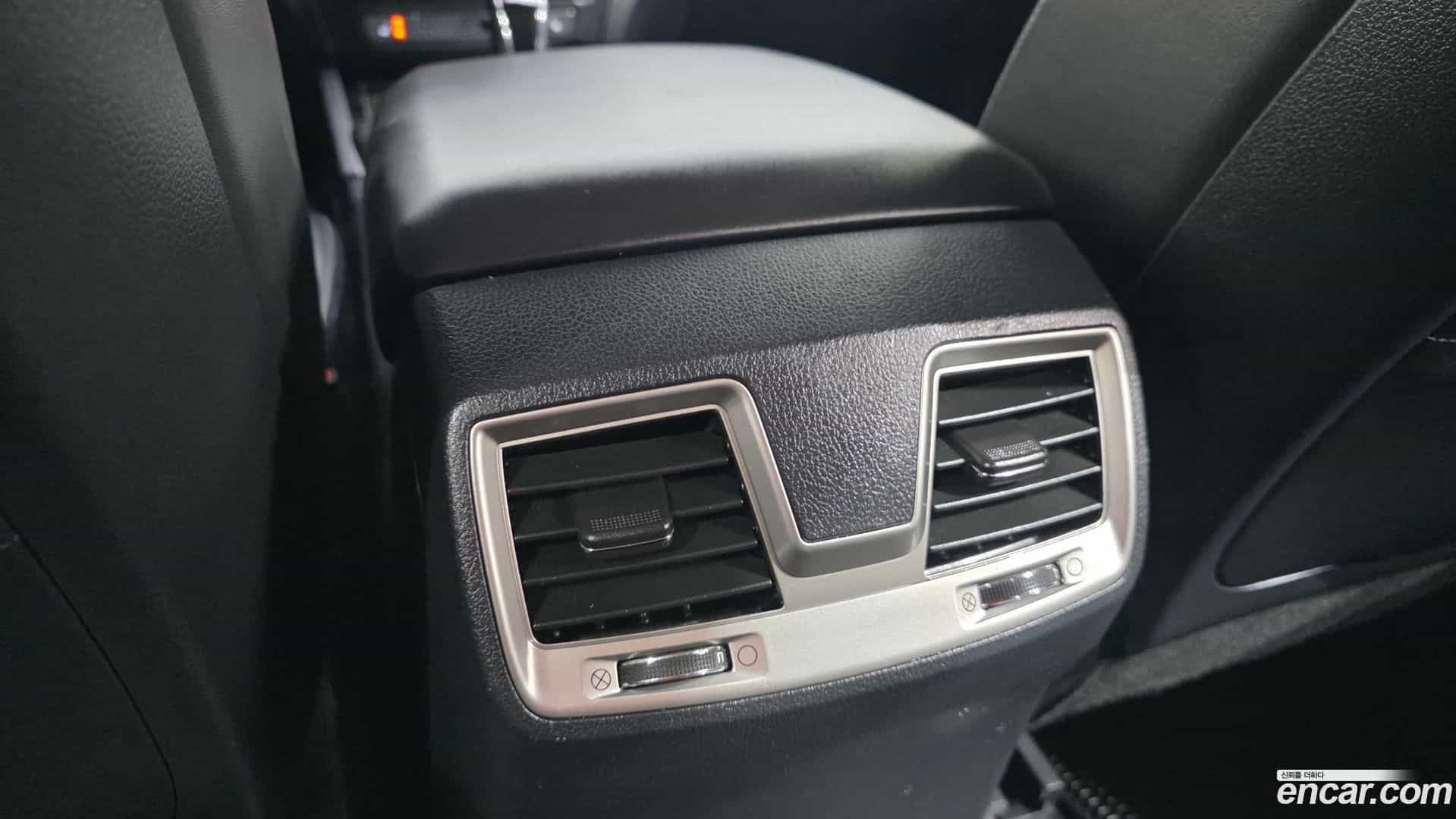 Rexton KG Mobility 2018.1-OPTION-042