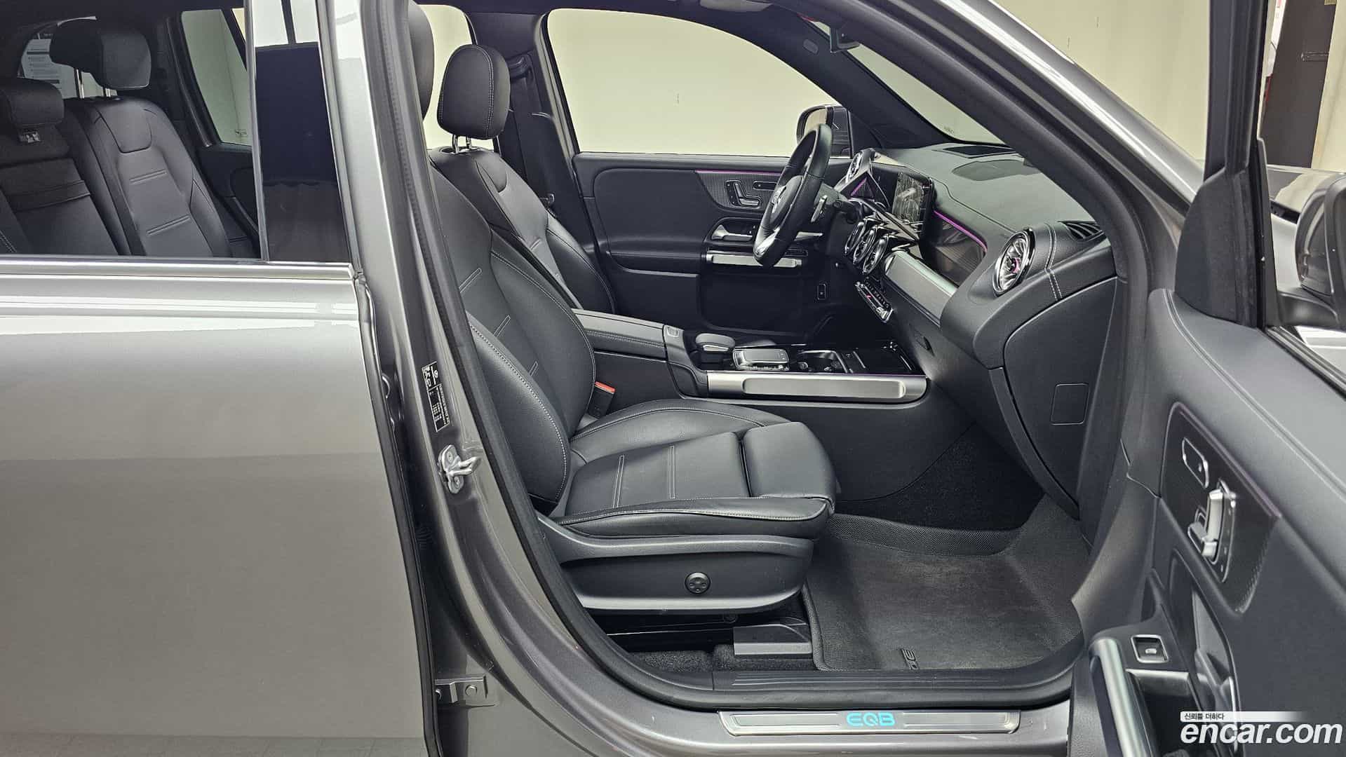 EQB Mercedes-Benz 2023.11-INNER-036