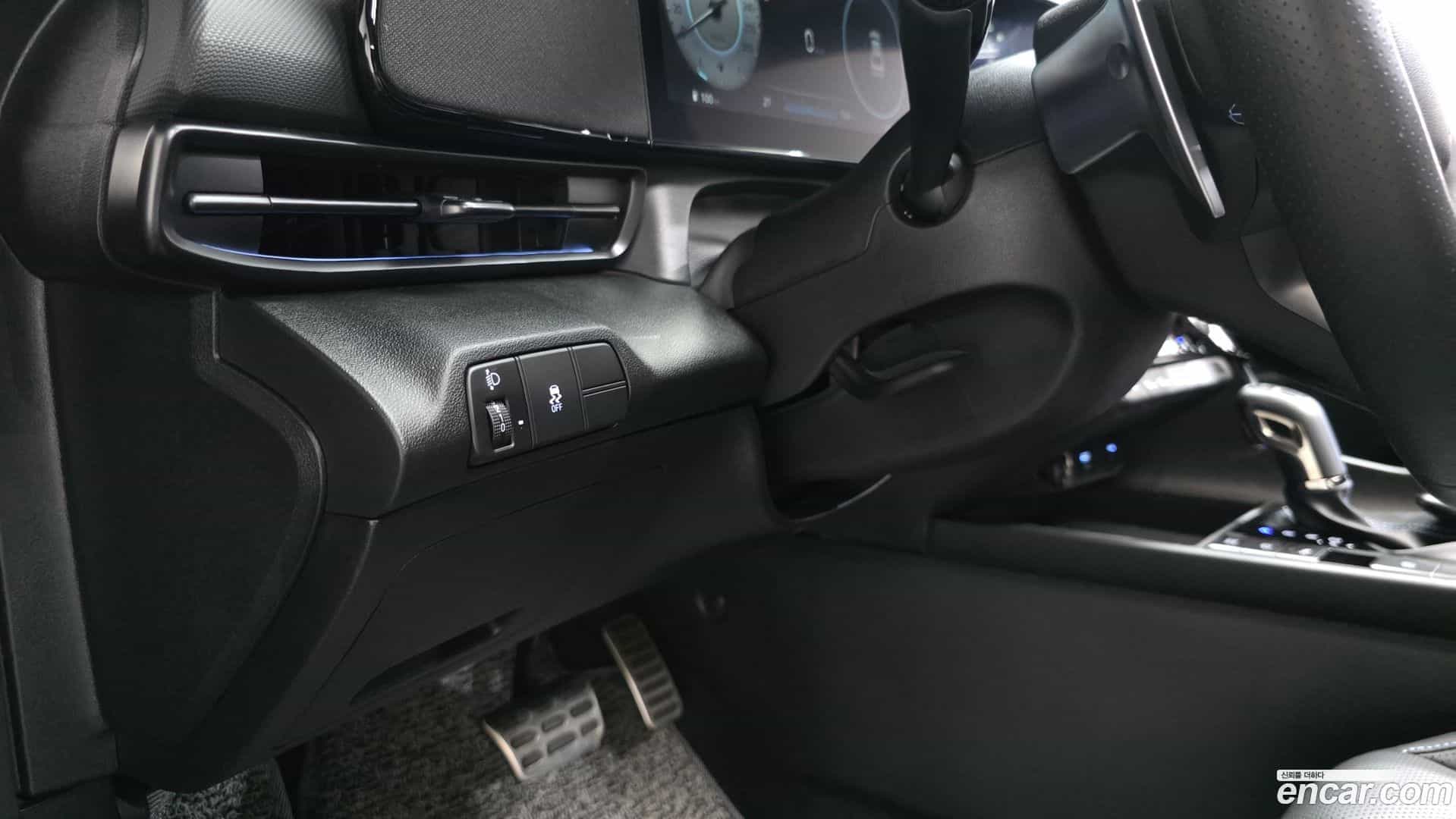 AVANTE Hyundai 2024.9-OPTION-040