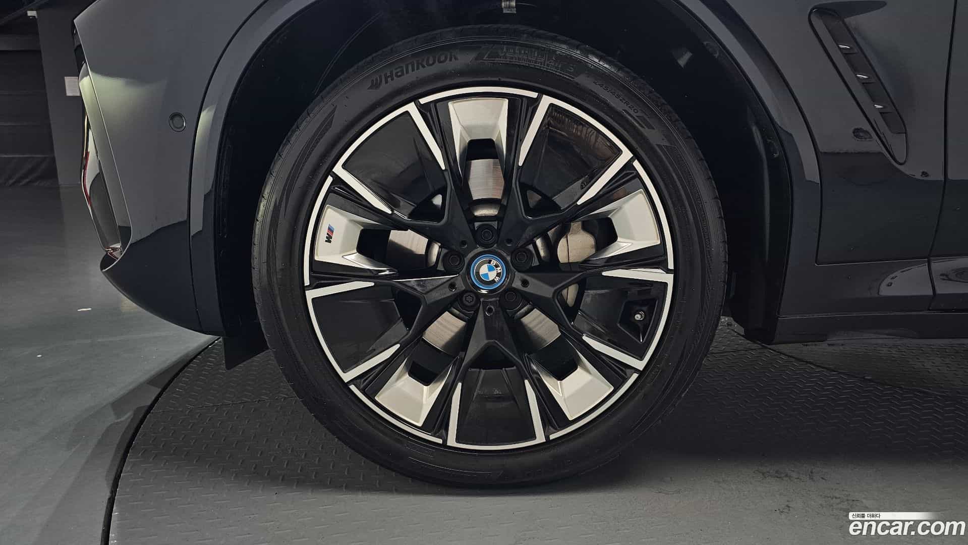 iX3 BMW 2023.10-OUTER-005