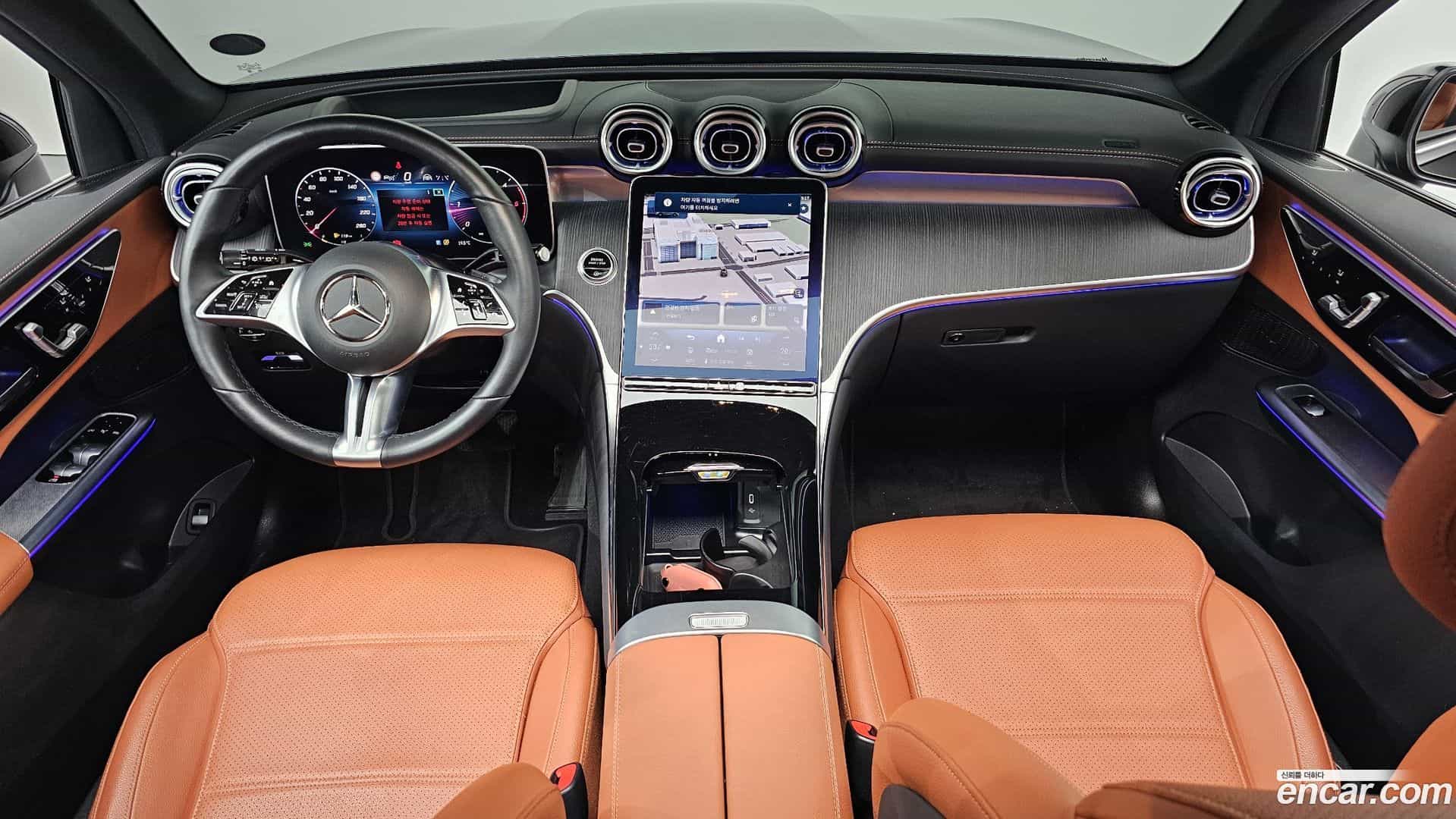 GLC-Class Mercedes-Benz 2023.6-INNER-007