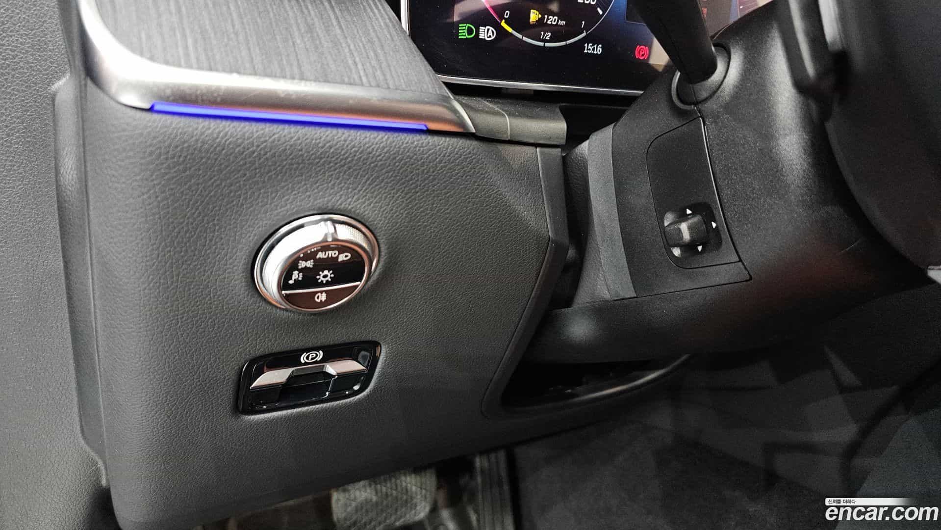 GLC-Class Mercedes-Benz 2023.6-OPTION-041