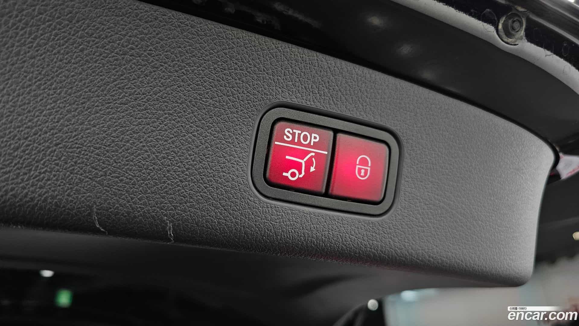 GLC-Class Mercedes-Benz 2023.6-OPTION-047