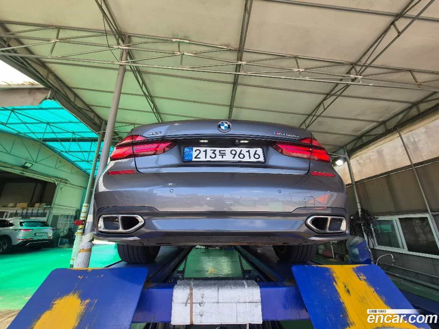 7-Series BMW 2017.0-OUTER-002