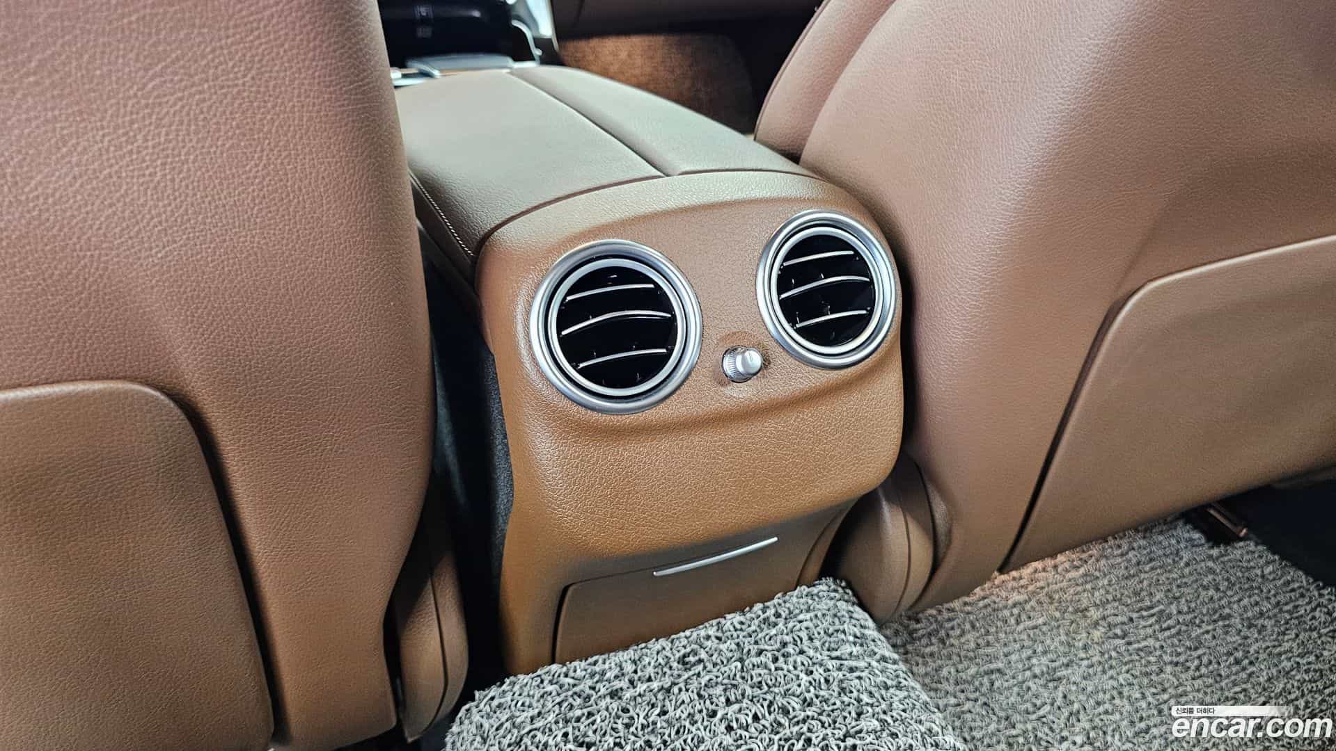 E-Class Mercedes-Benz 2021.4-OPTION-044
