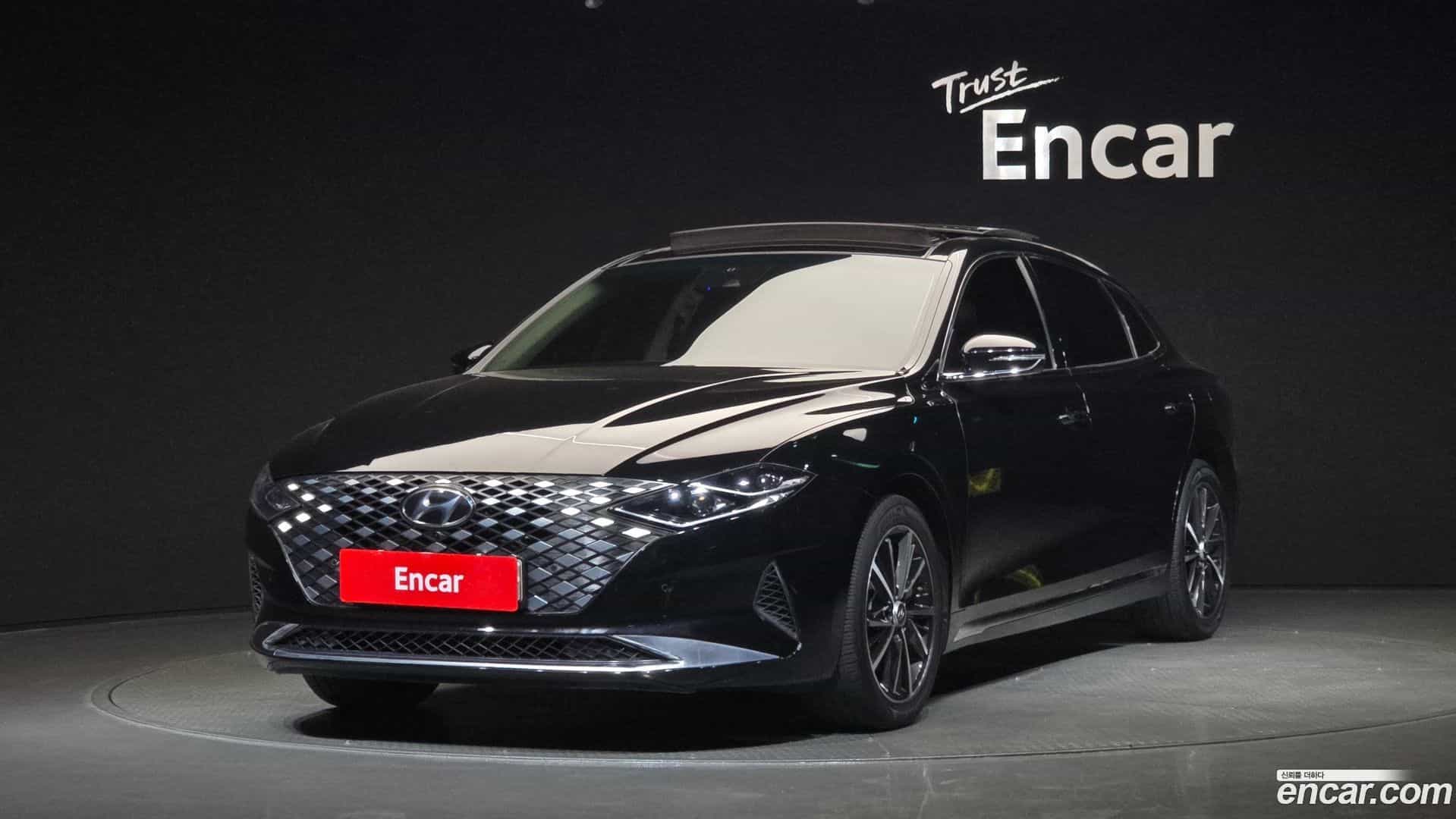 Grandeur Hyundai 2021.10-OUTER-001