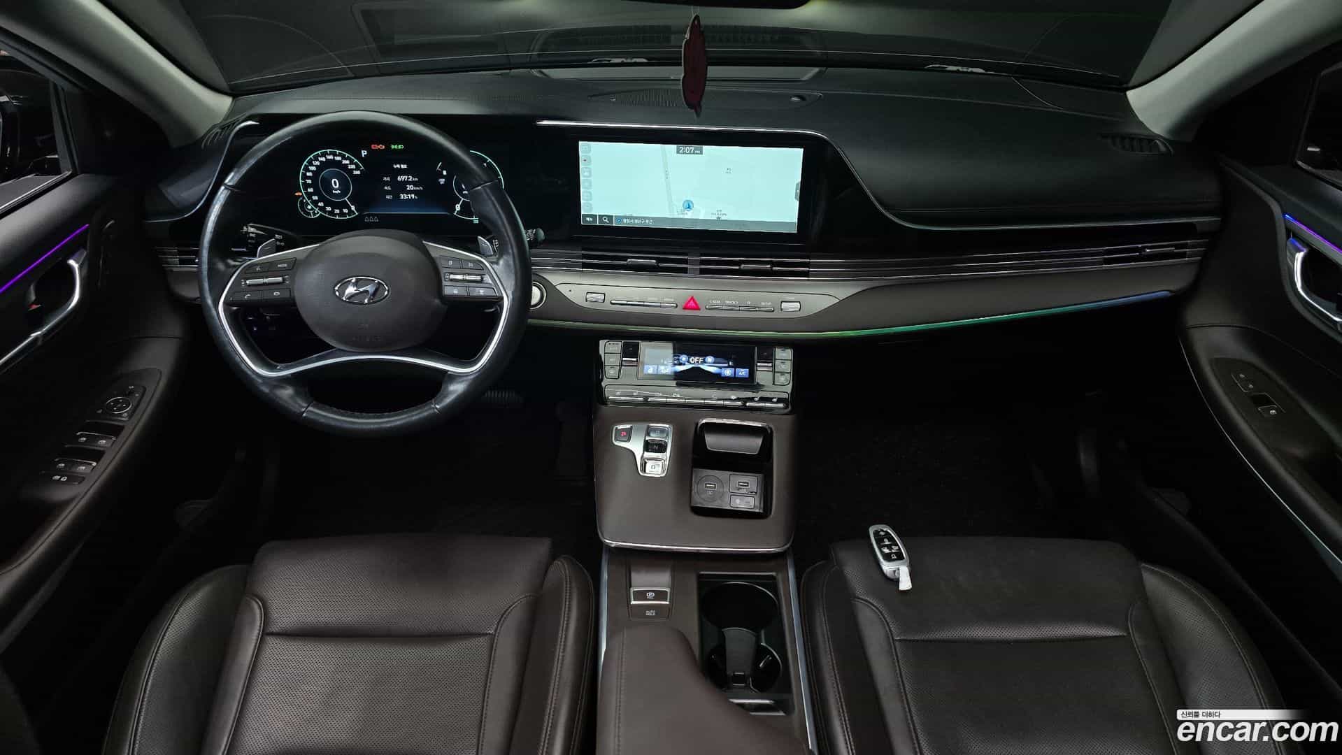 Grandeur Hyundai 2021.10-INNER-007