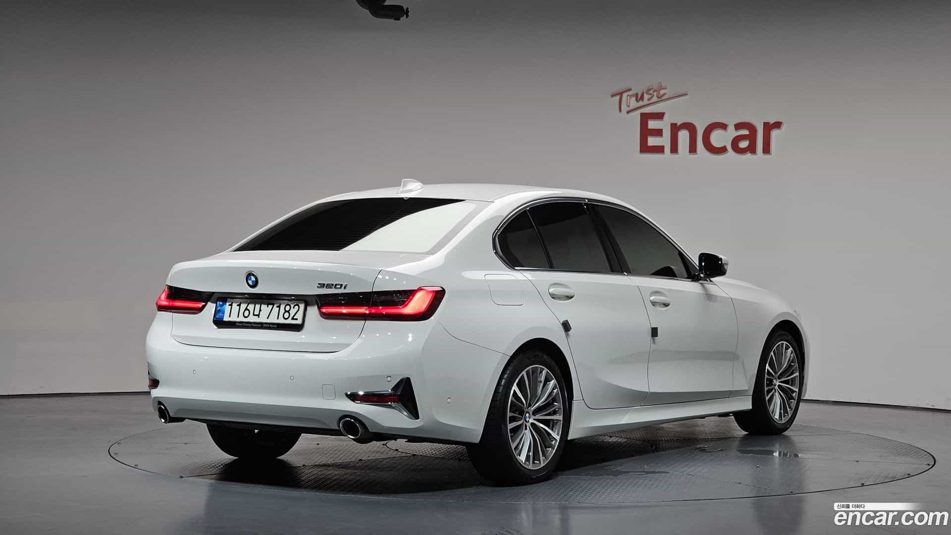 3-Series BMW 2021.6-OUTER-002