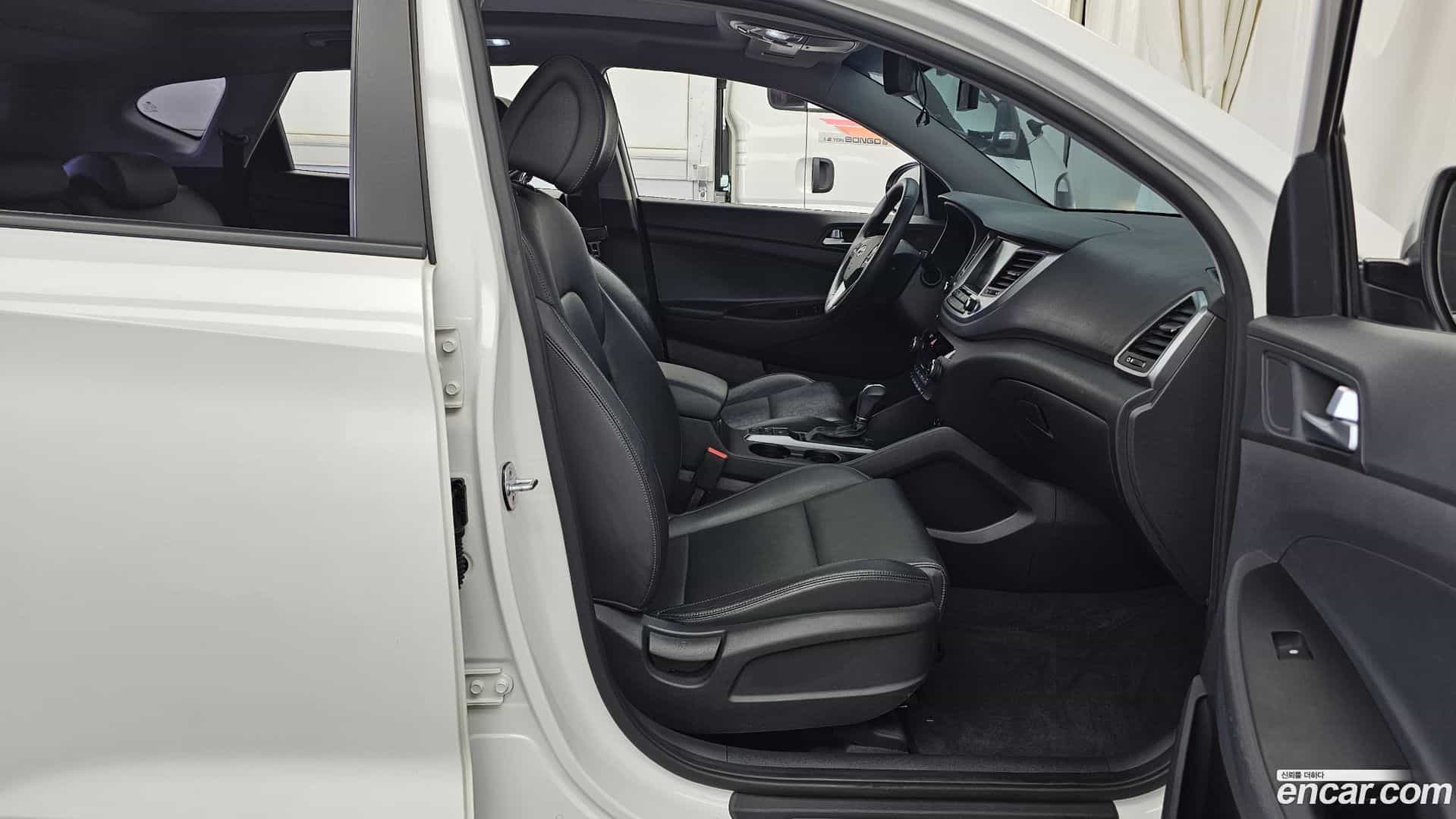 Tucson Hyundai 2017.4-OPTION-015