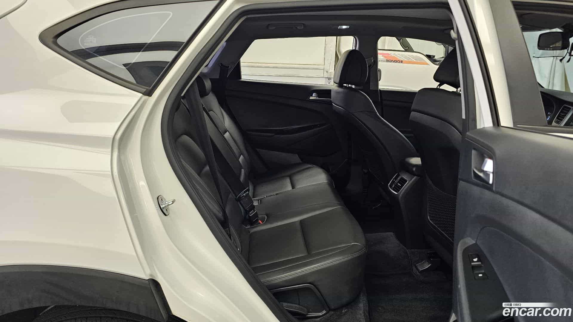 Tucson Hyundai 2017.4-OPTION-016