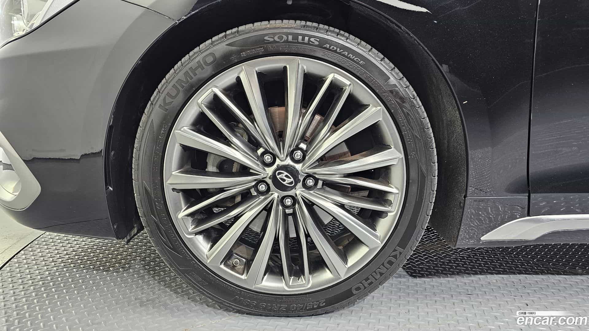 Grandeur Hyundai 2016.11-OUTER-005