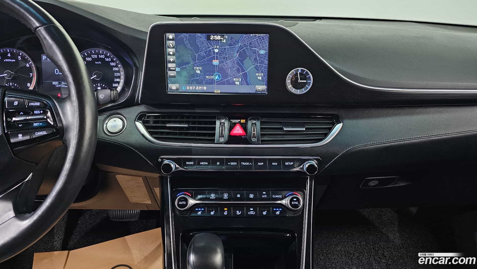 Grandeur Hyundai 2016.11-OPTION-017