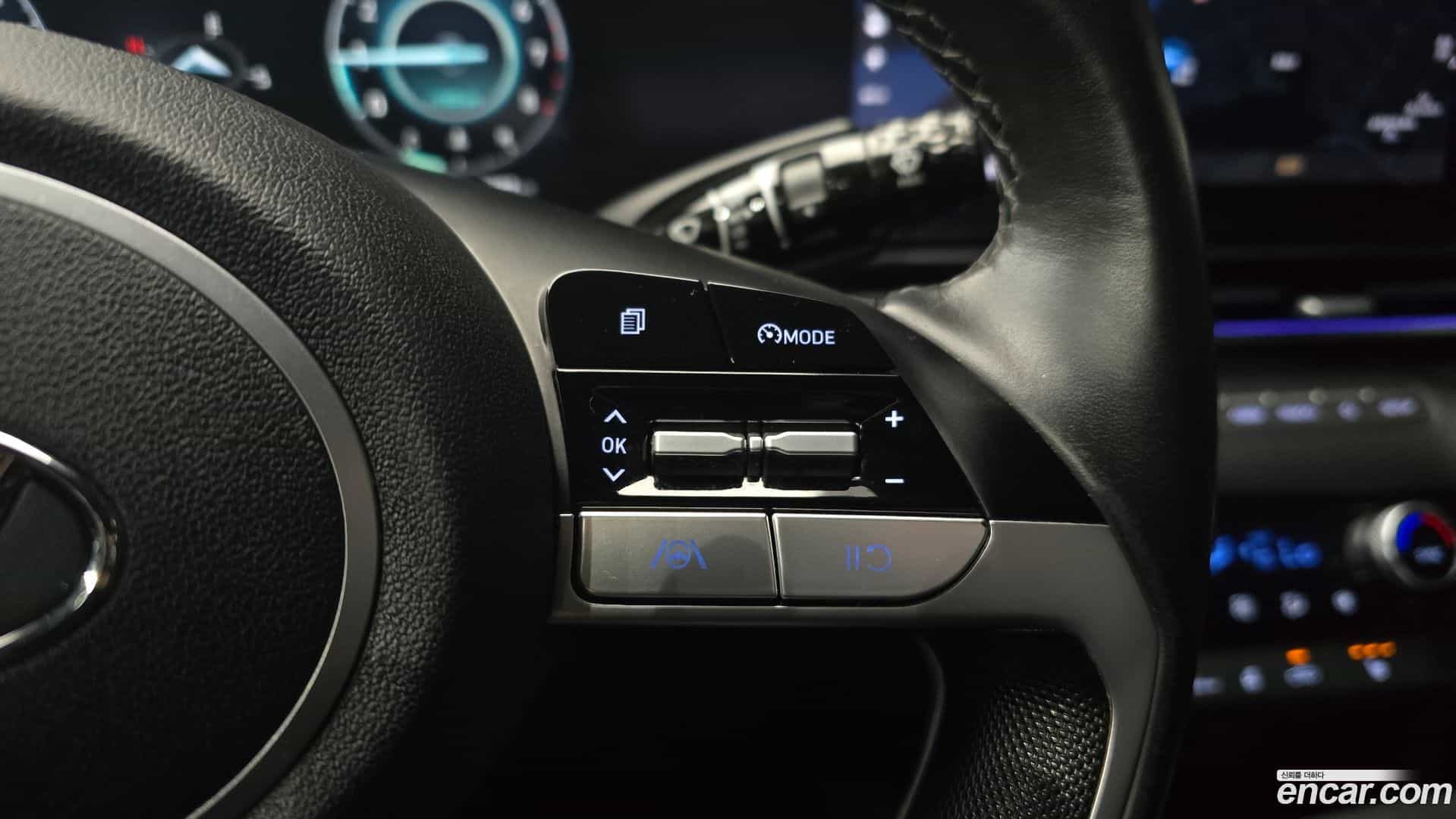 AVANTE Hyundai 2021.4-OPTION-022