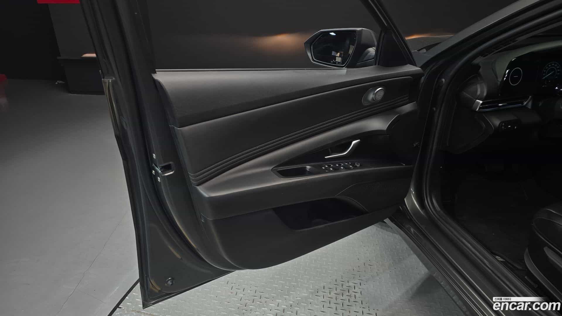 AVANTE Hyundai 2021.4-INNER-034