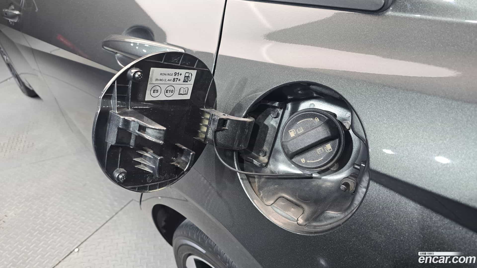 AVANTE Hyundai 2021.4-OPTION-043