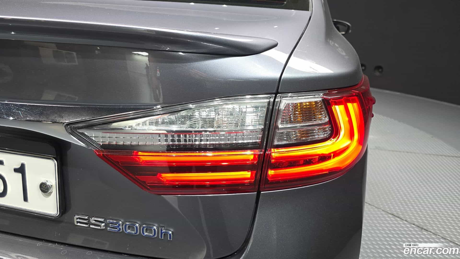 ES Lexus 2015.8-OUTER-033