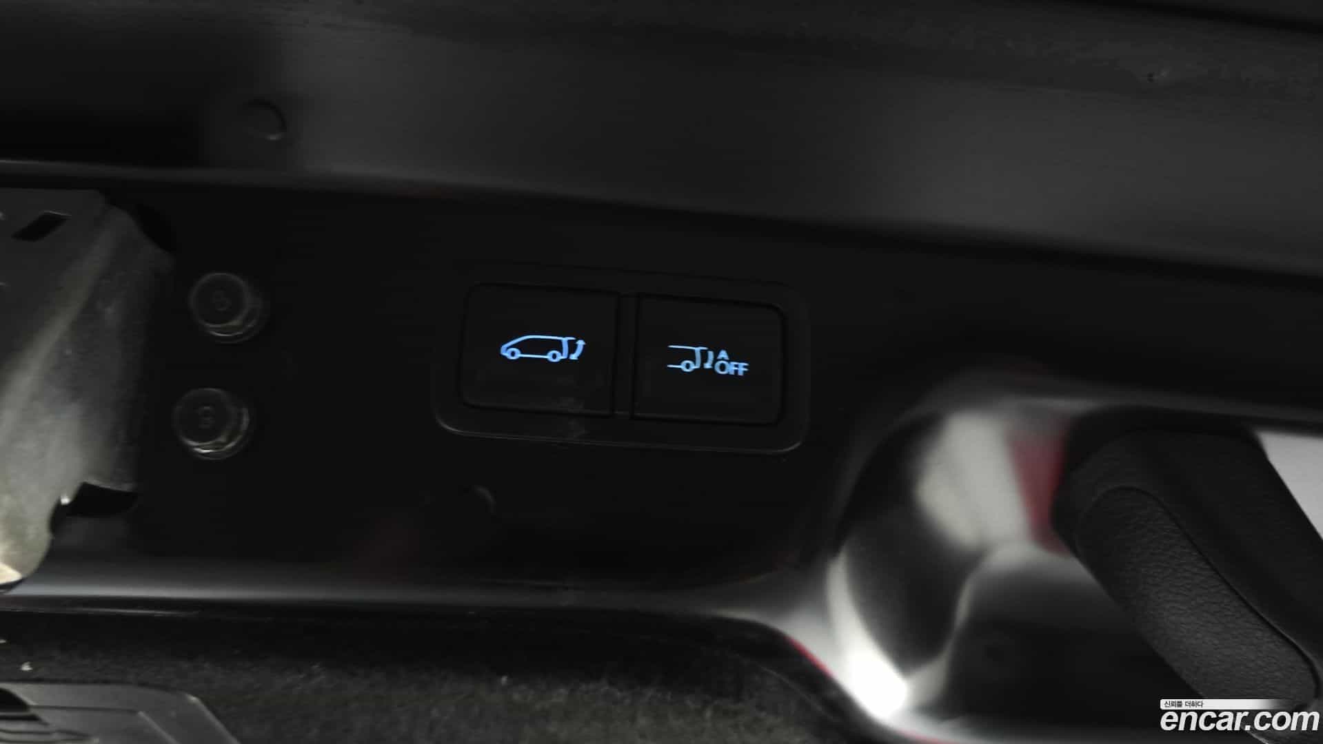 Staria Hyundai 2023.5-OPTION-020