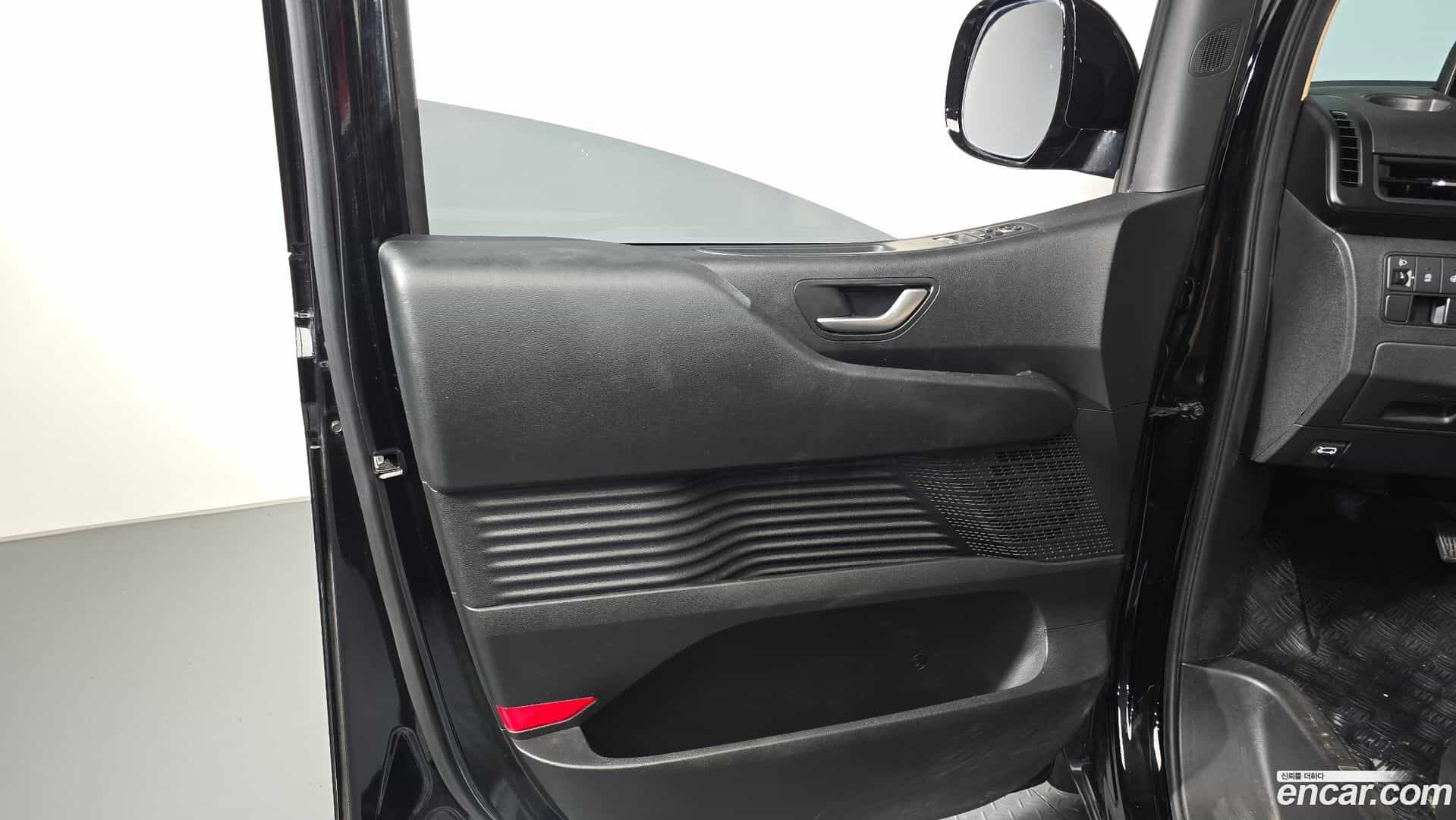 Staria Hyundai 2023.5-INNER-035