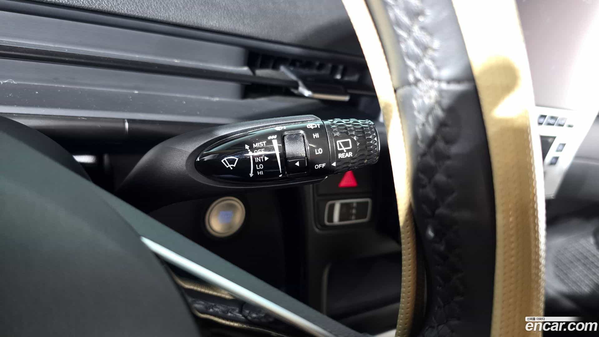 Staria Hyundai 2023.5-OPTION-040
