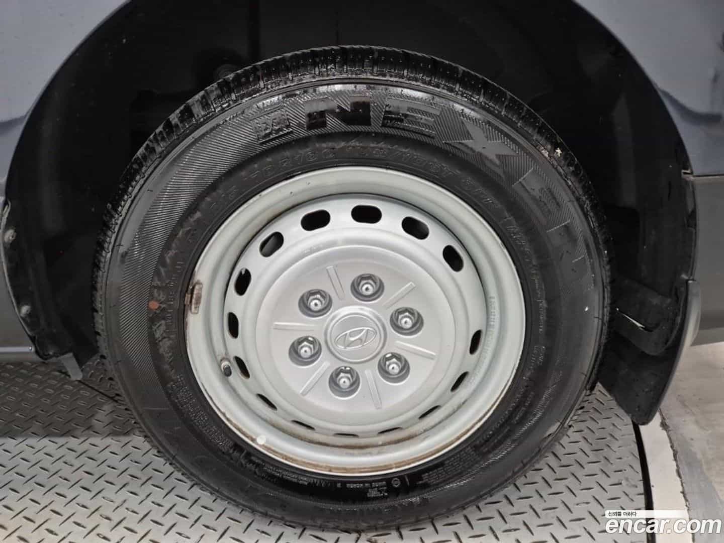 Starex Hyundai 2019.4-OPTION-024