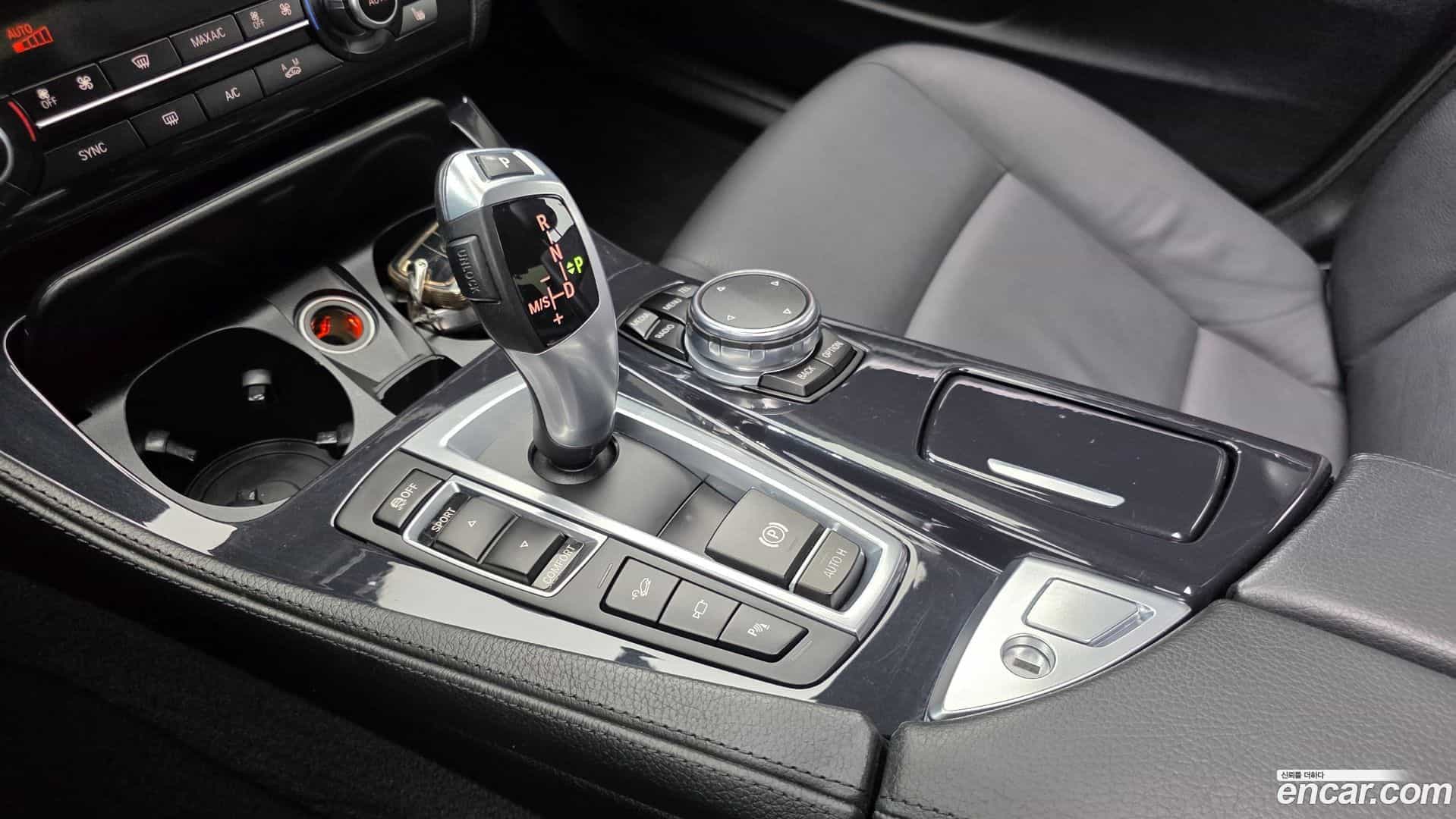 5-Series BMW 2016.9-INNER-009