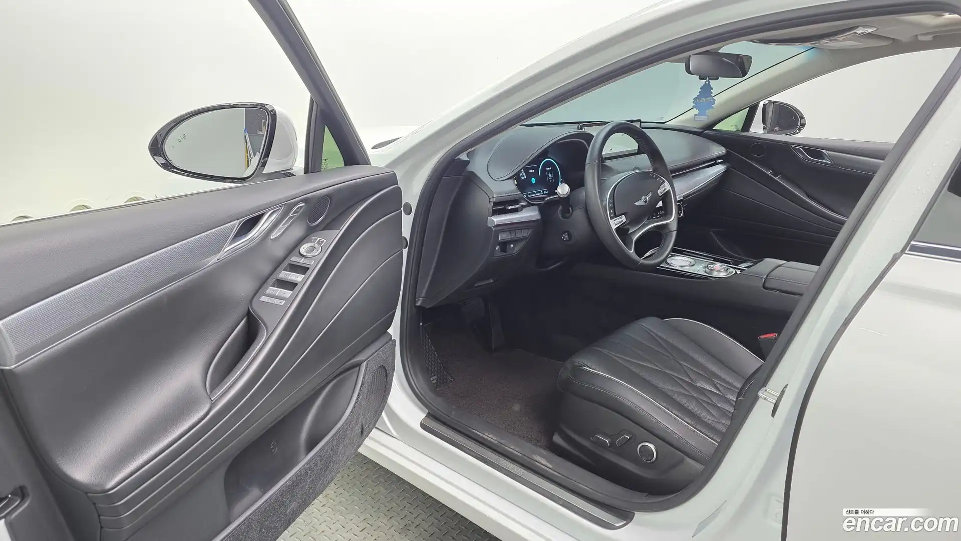 G80 Genesis 2020.11-INNER-010