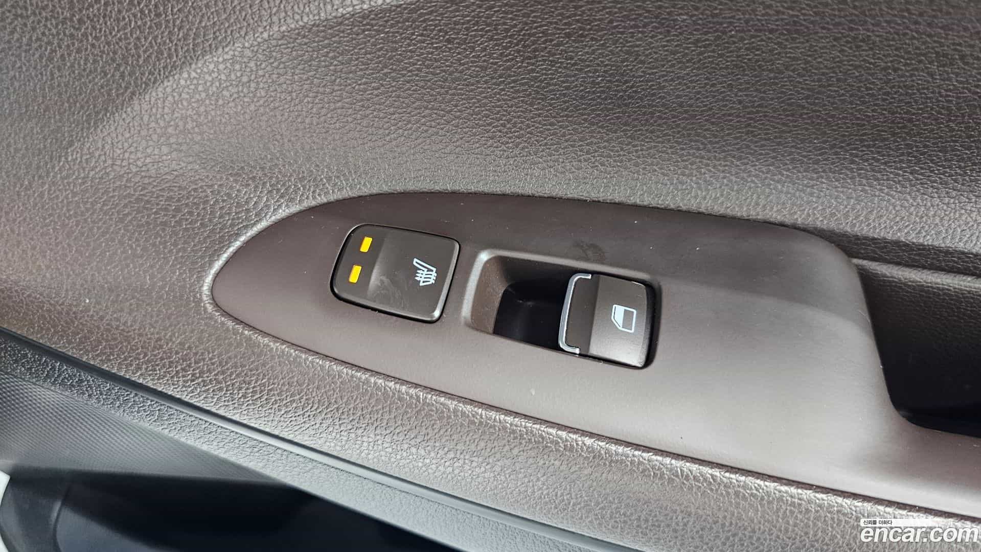 Grandeur Hyundai 2017.5-OPTION-018