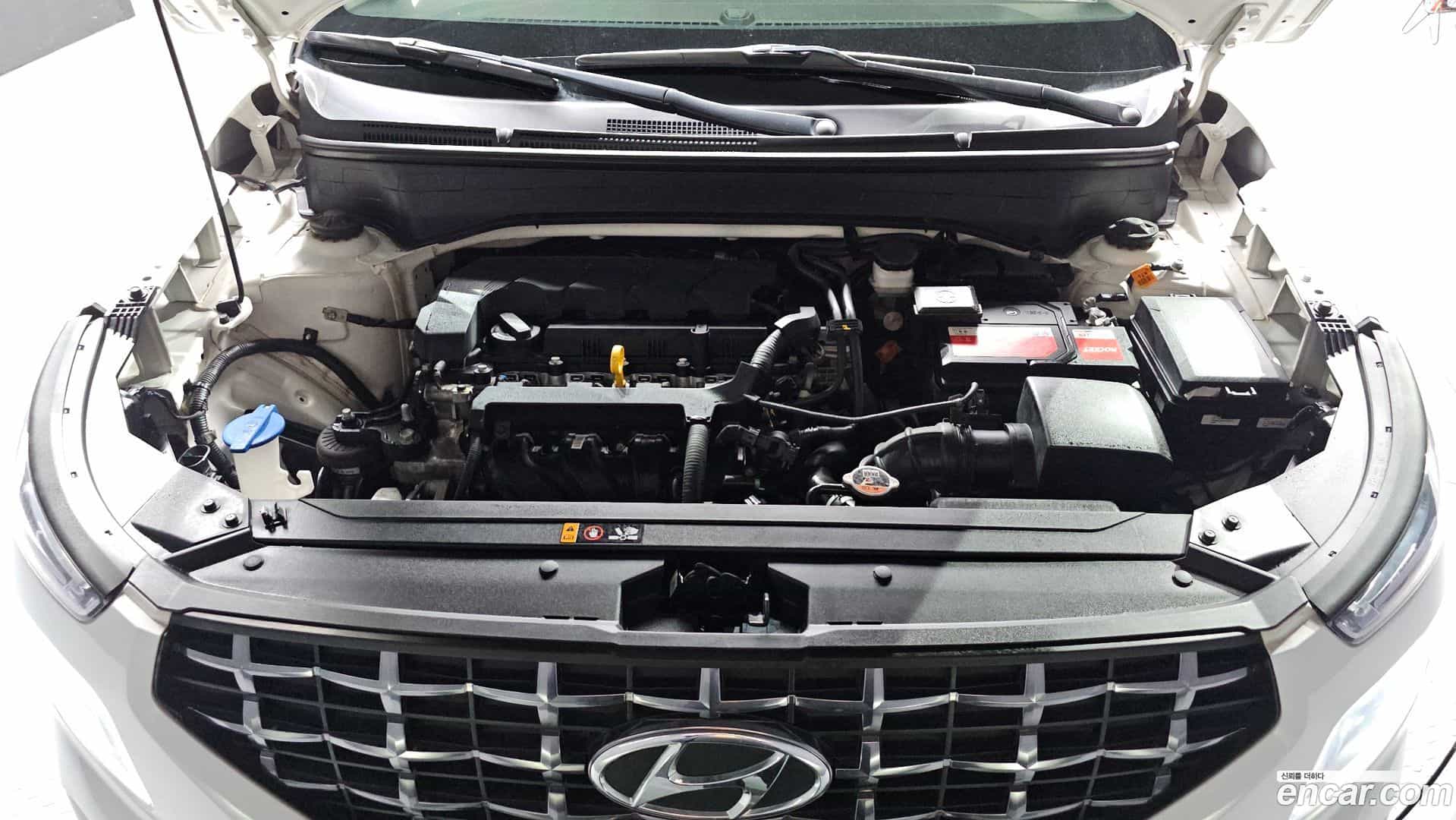 Venue Hyundai 2019.9-OUTER-006