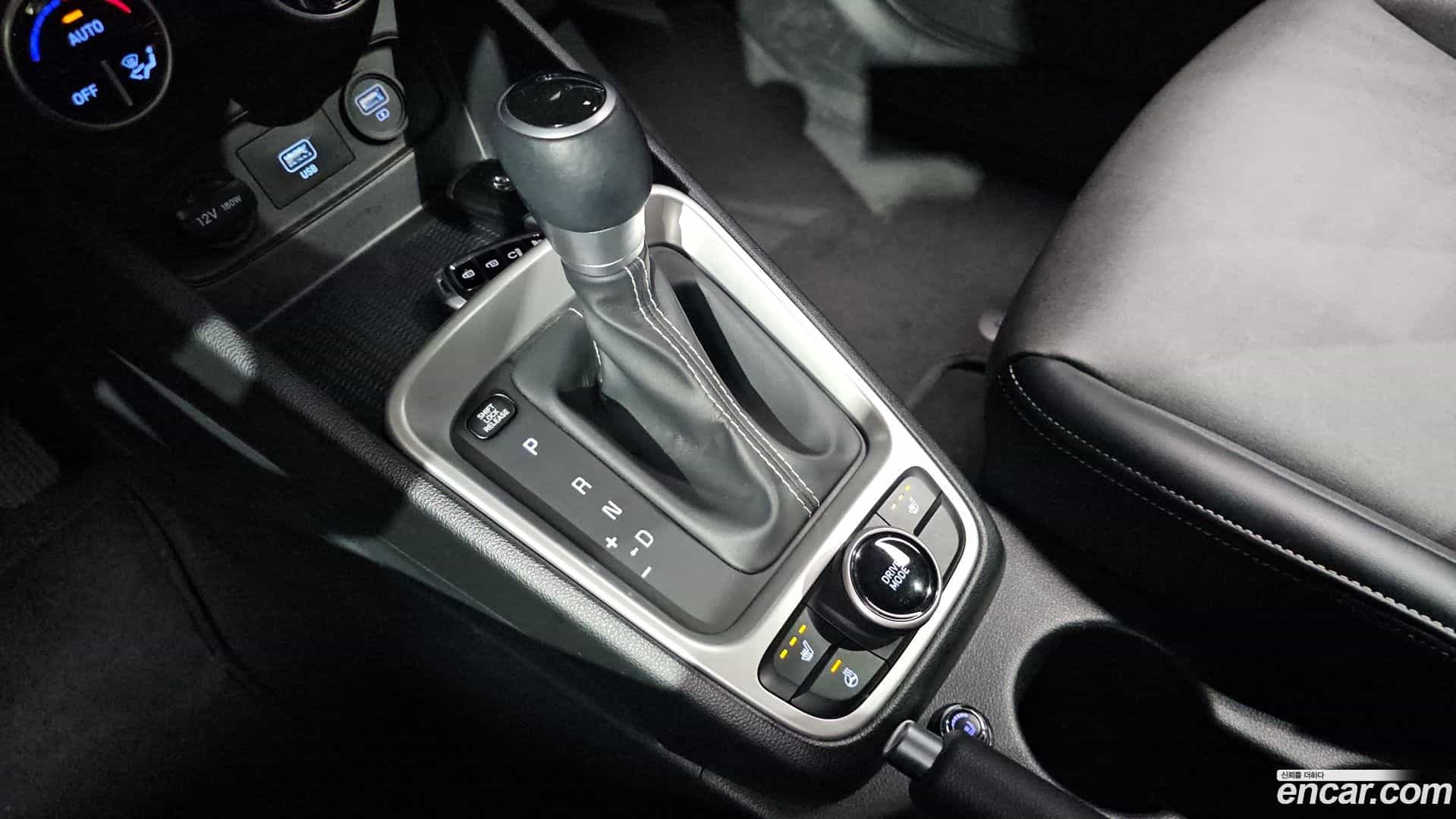 Venue Hyundai 2019.9-INNER-009
