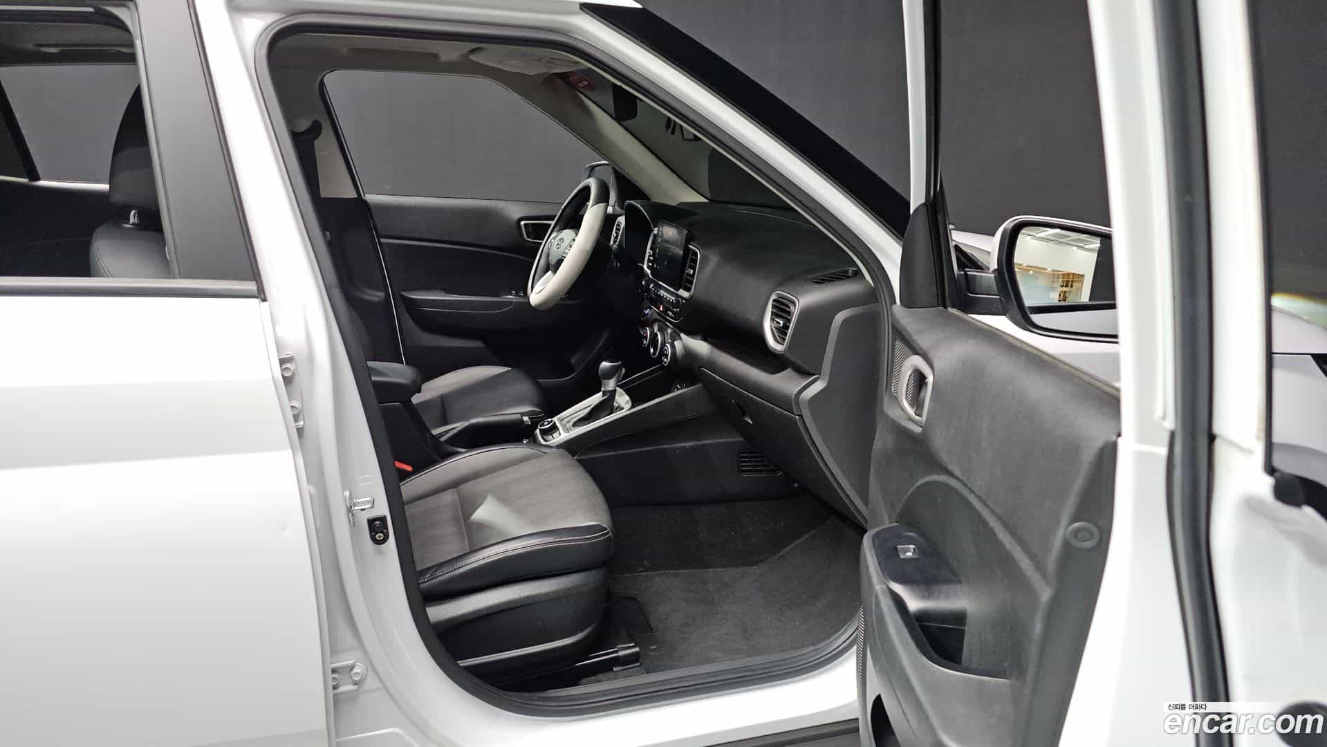 Venue Hyundai 2019.9-OPTION-022