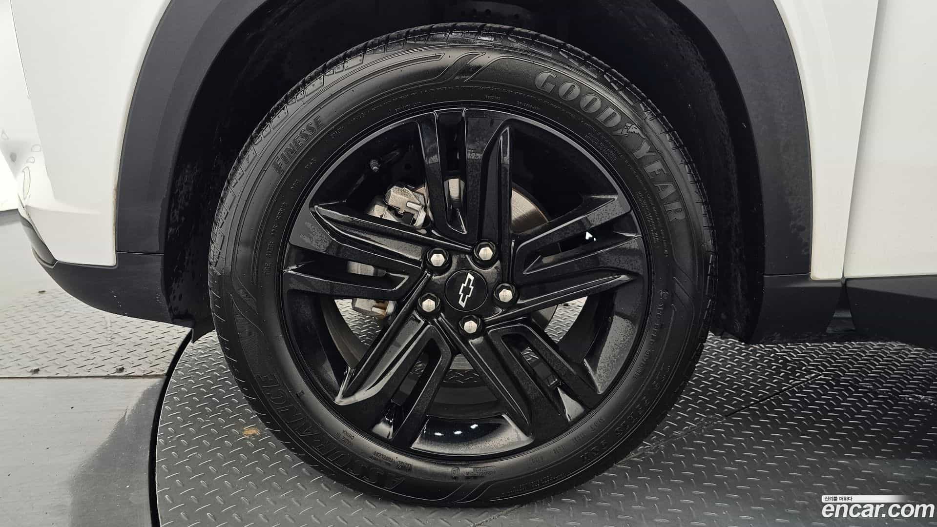 Trax Chevrolet 2025.0-OUTER-005