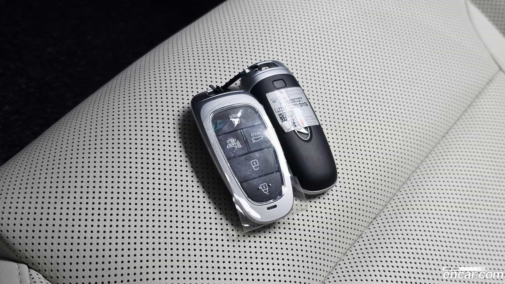 Grandeur Hyundai 2022.3-OPTION-023