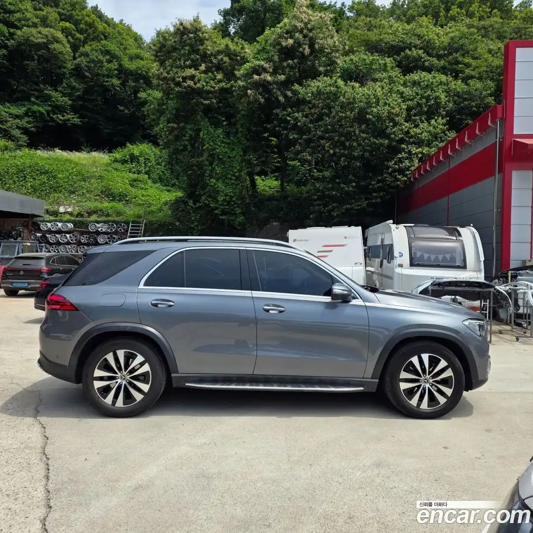 GLE-Class Mercedes-Benz 2024.2-OUTER-005