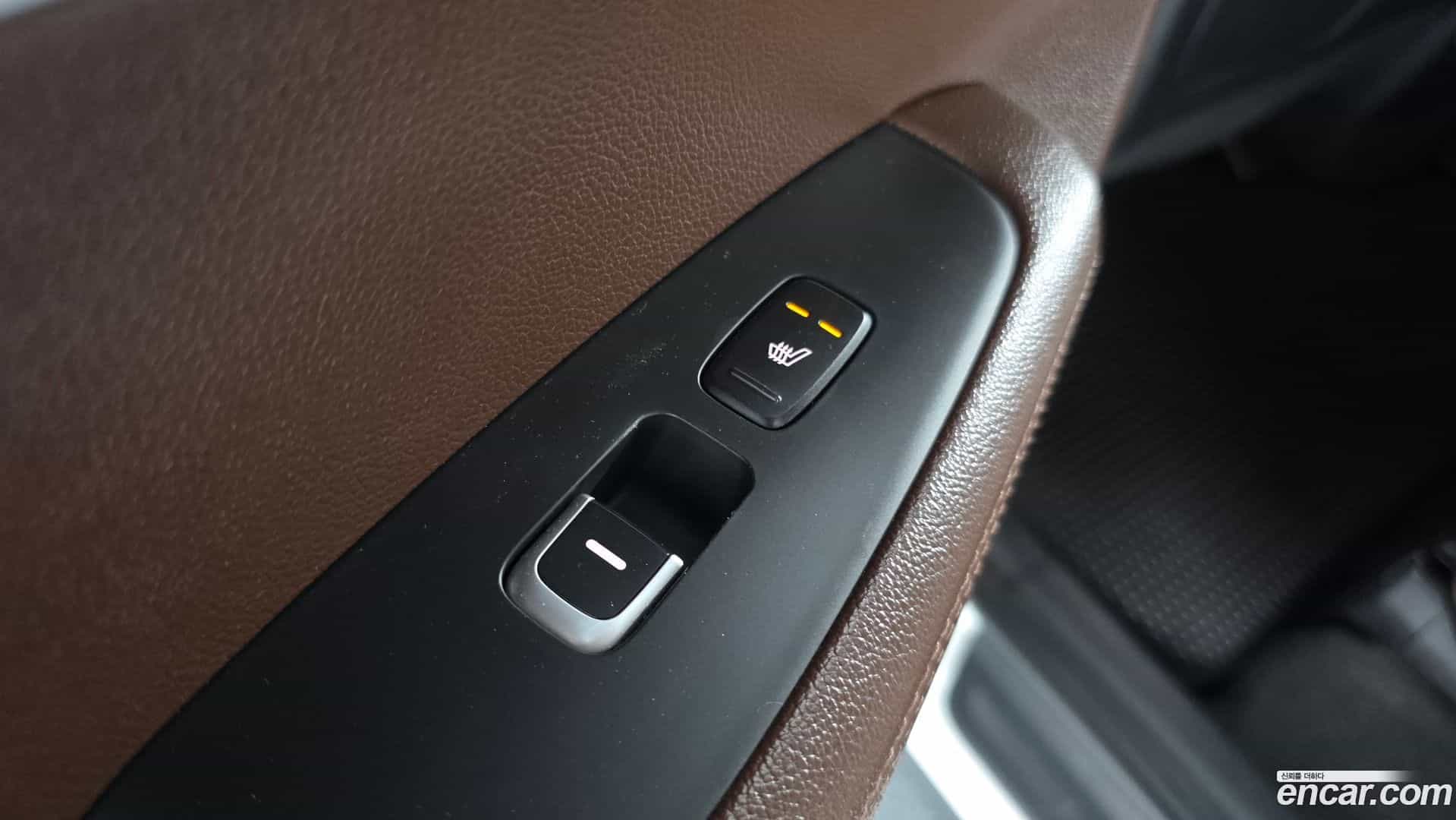 Sorento Kia 2016.2-OPTION-043