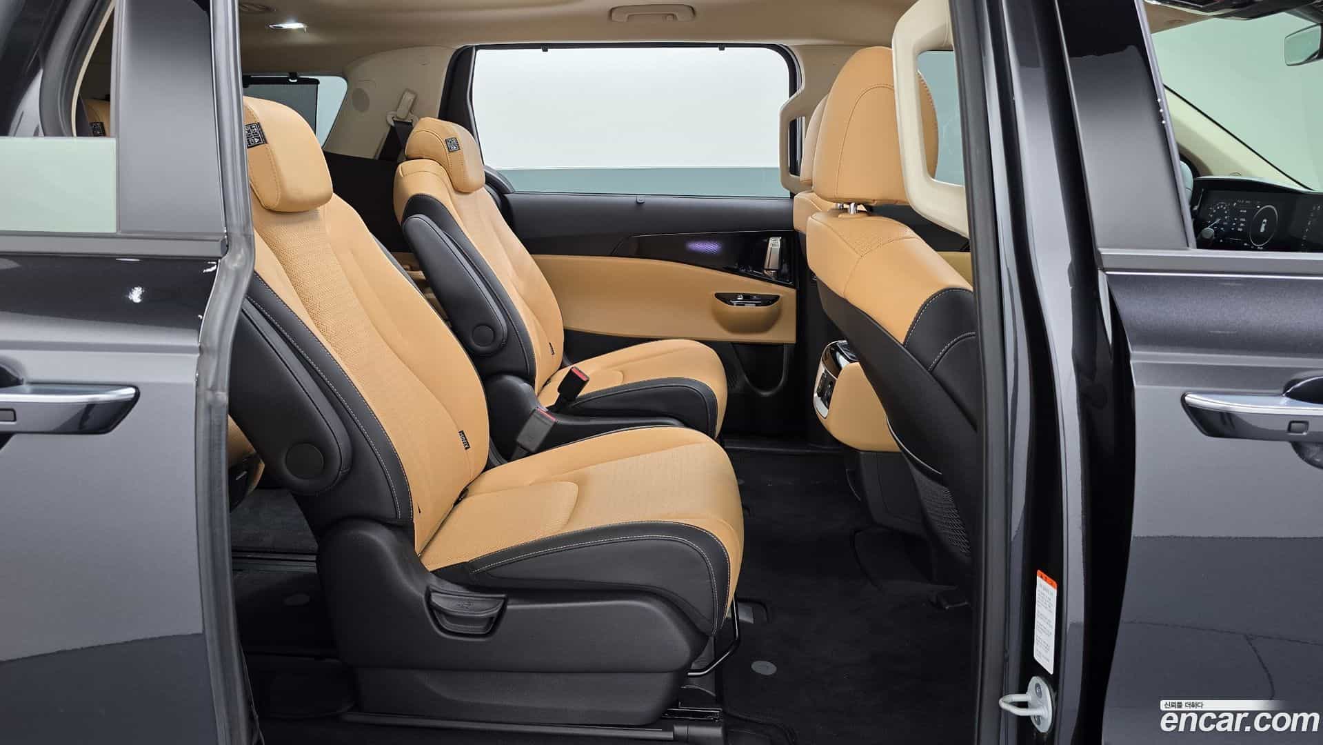 Canival Kia 2023.6-OPTION-015