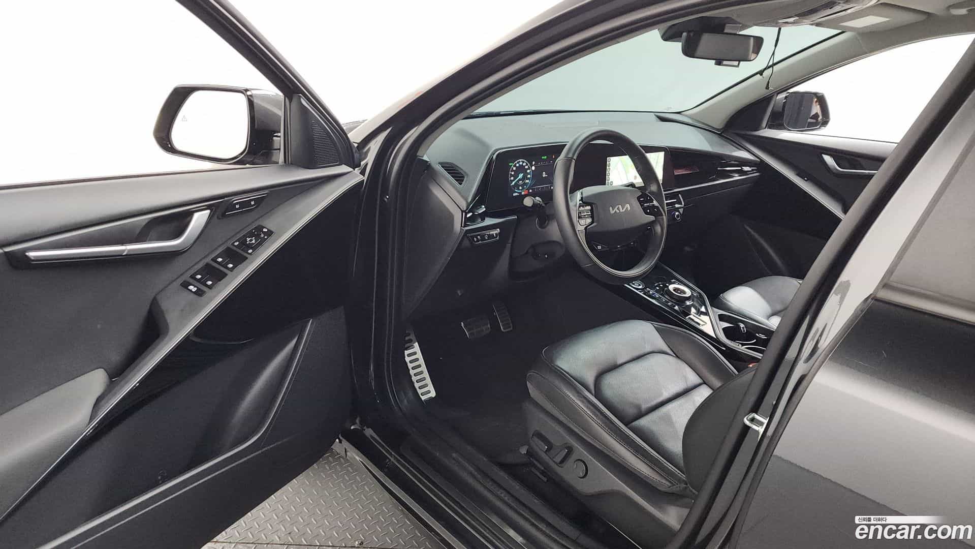Niro Kia 2023.3-INNER-010