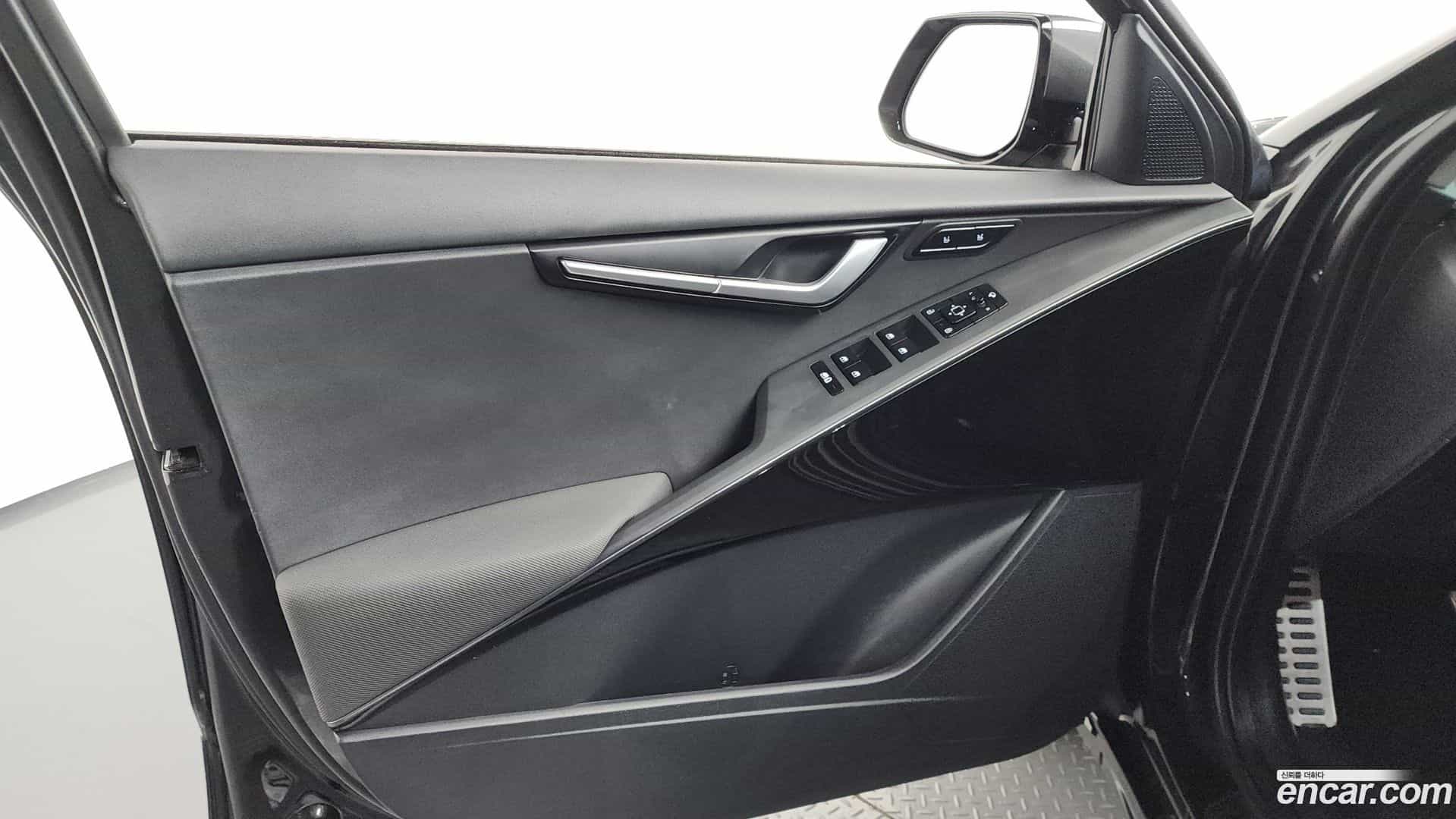 Niro Kia 2023.3-INNER-034