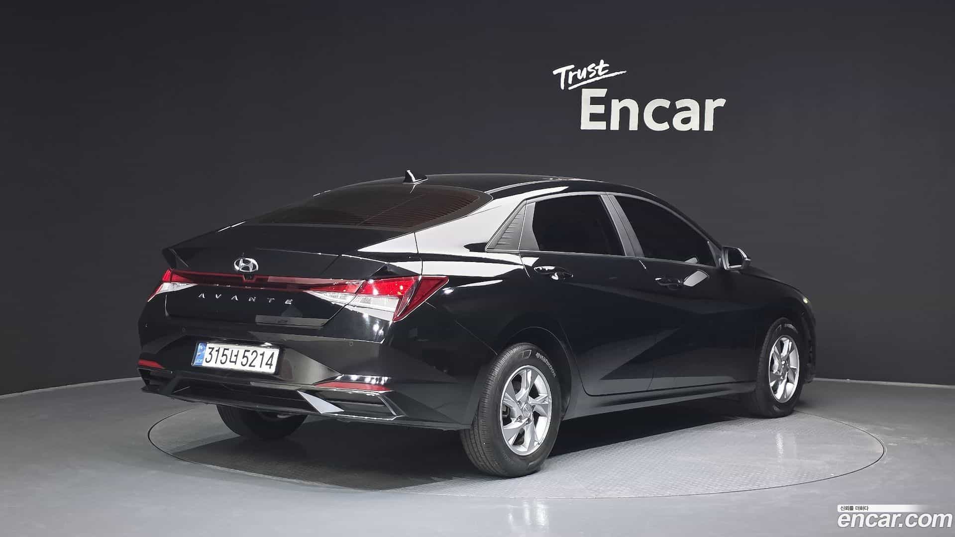 AVANTE Hyundai 2020.6-OUTER-002