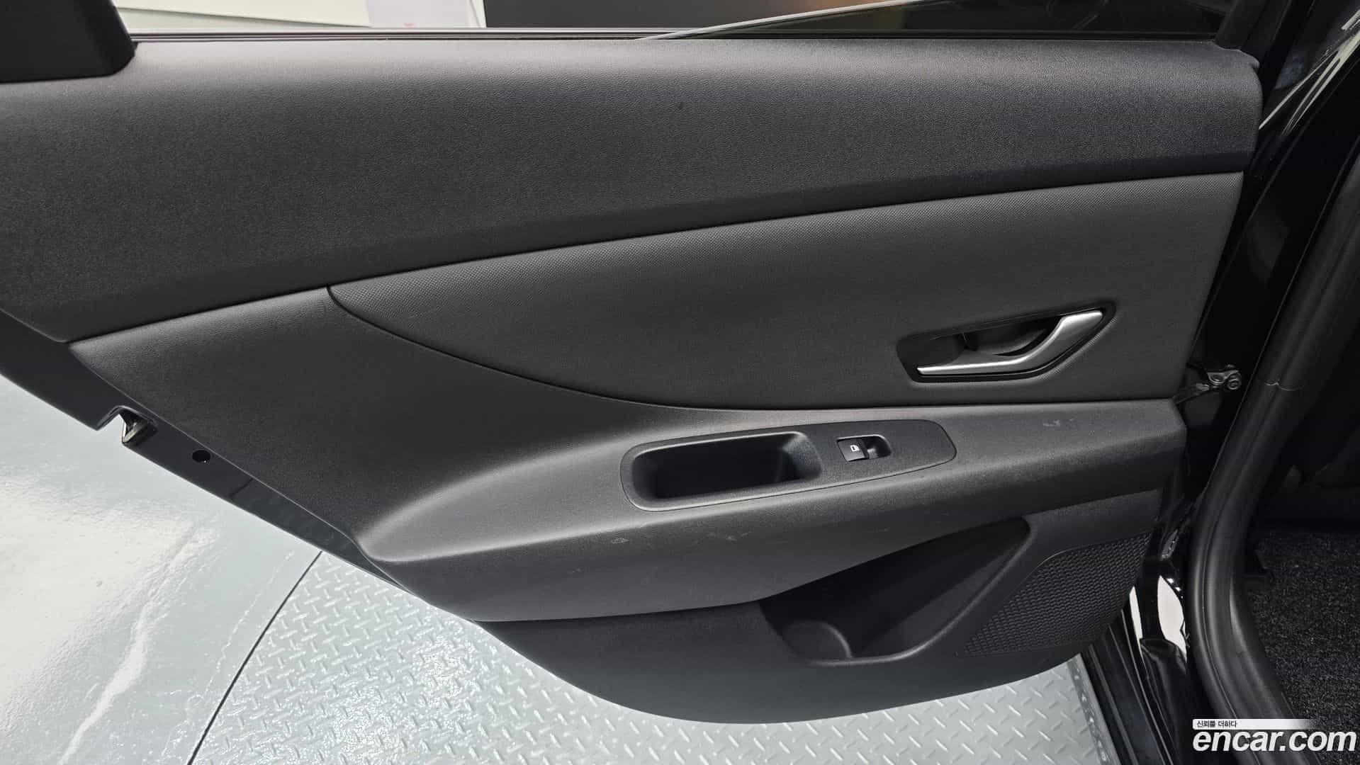 AVANTE Hyundai 2020.6-INNER-035