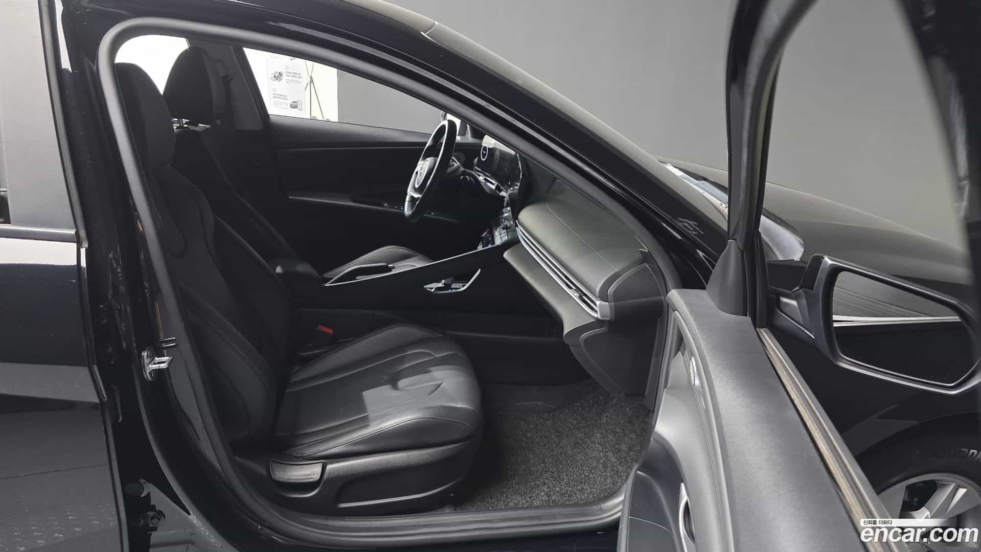 AVANTE Hyundai 2020.6-INNER-036