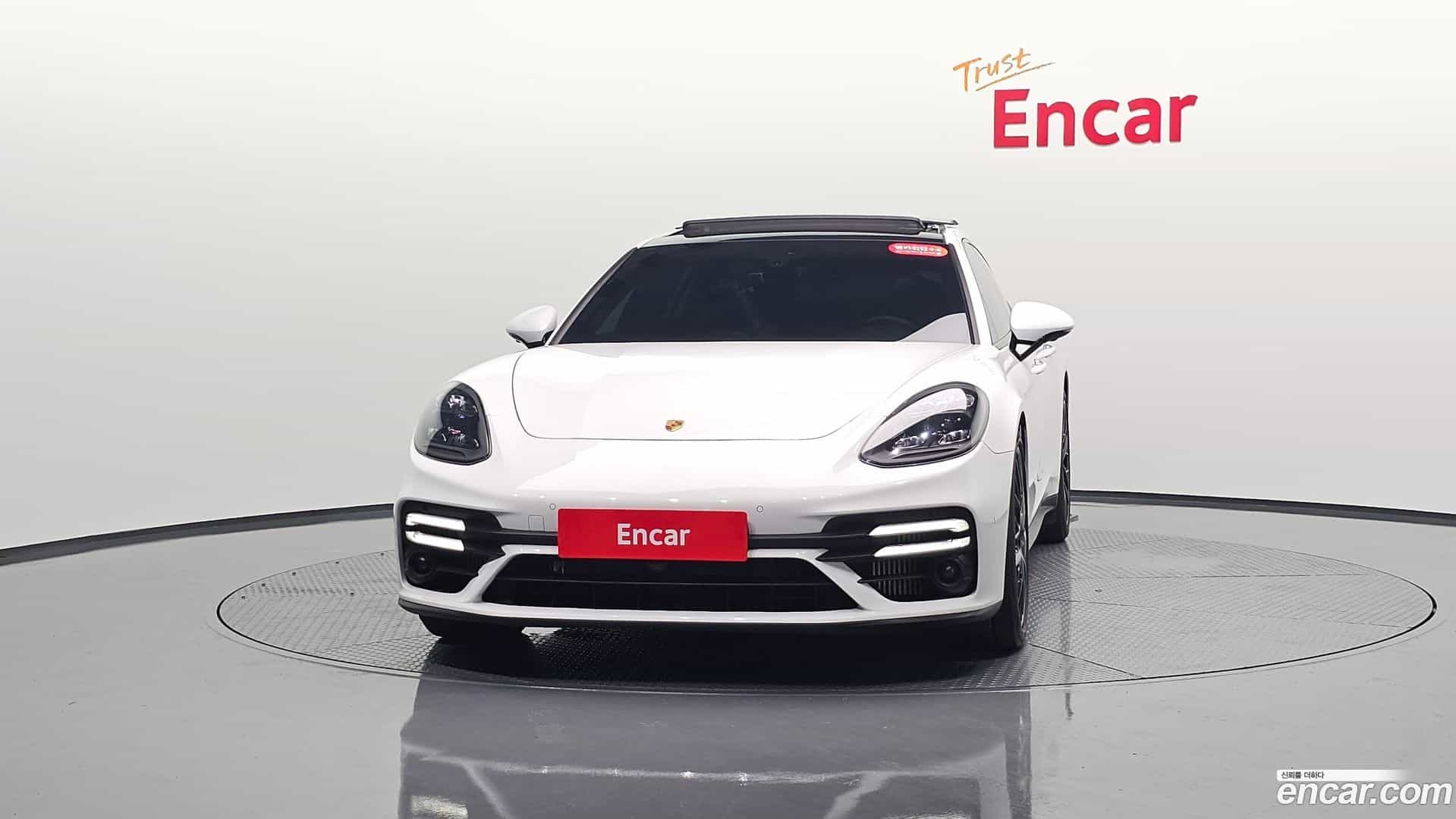 Panamera Porsche 2021.9-OUTER-003