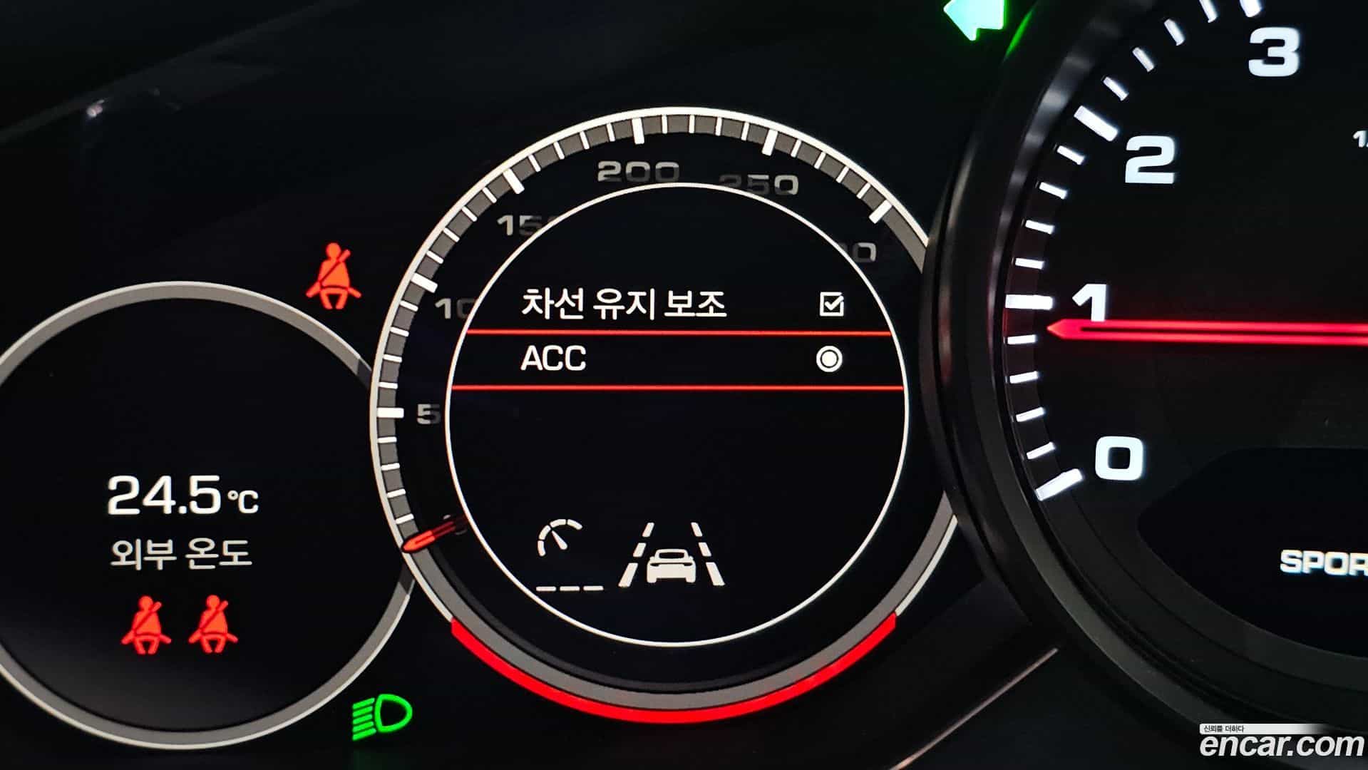 Panamera Porsche 2021.9-OPTION-020