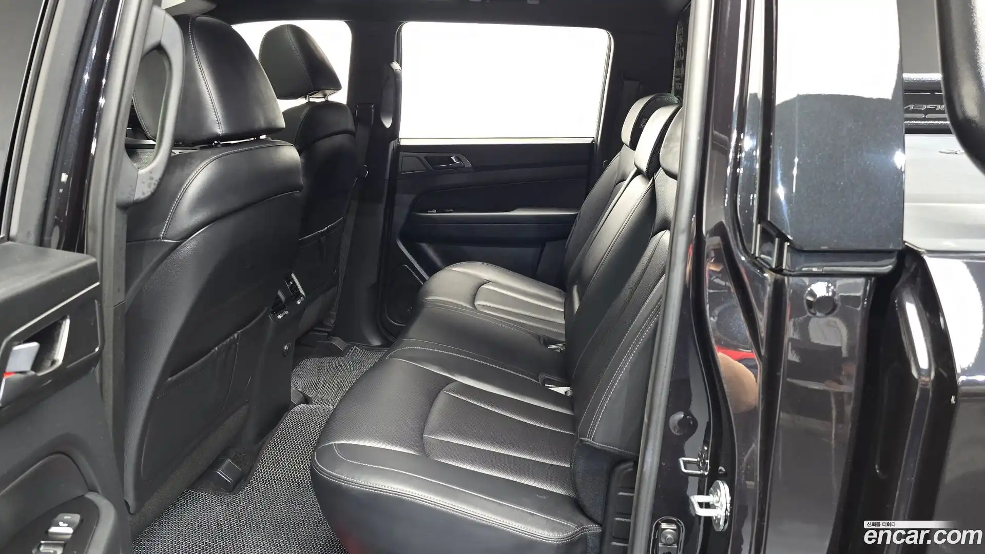 Rexton KG Mobility 2022.4-OPTION-015