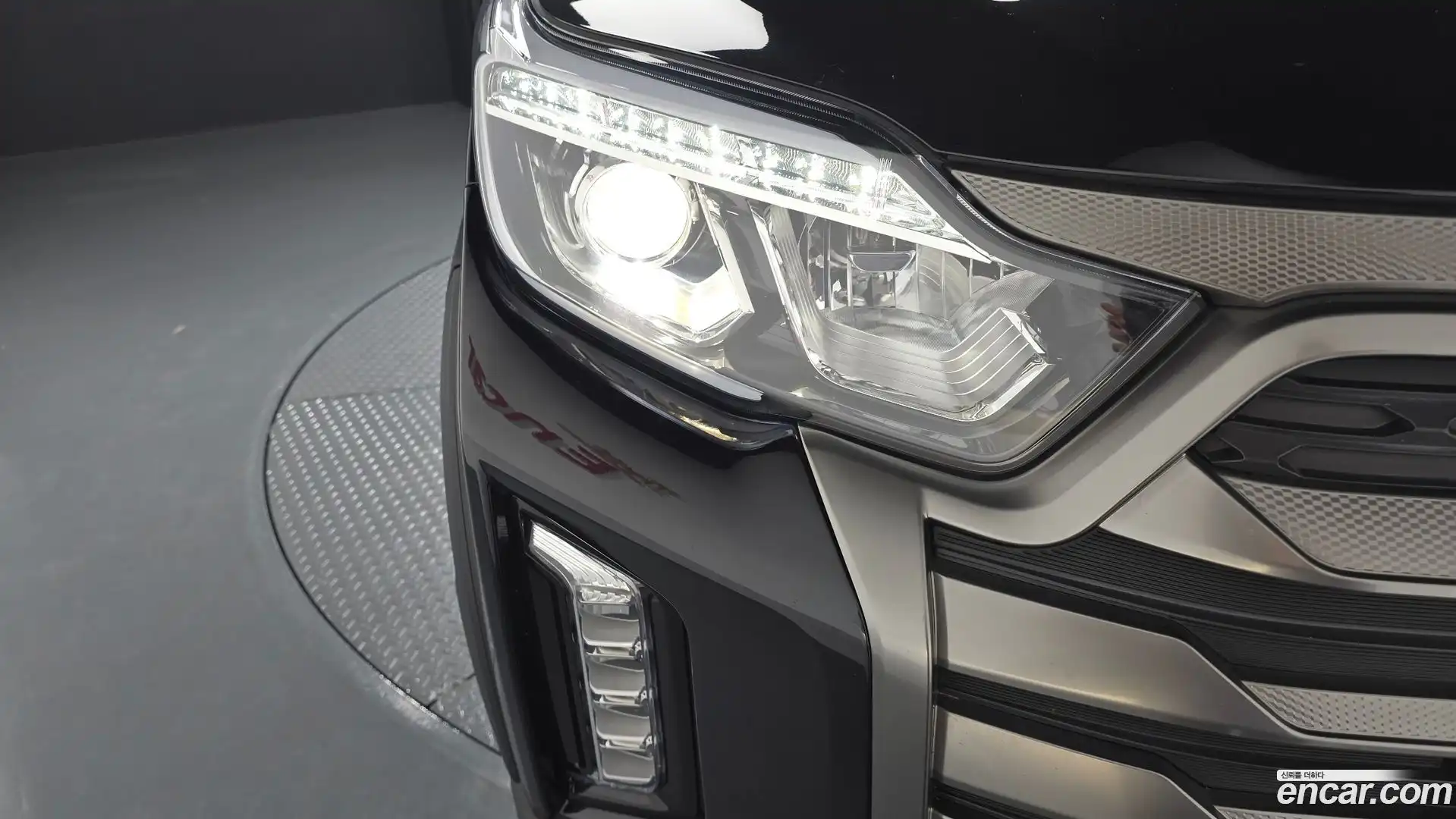 Rexton KG Mobility 2022.4-OUTER-032