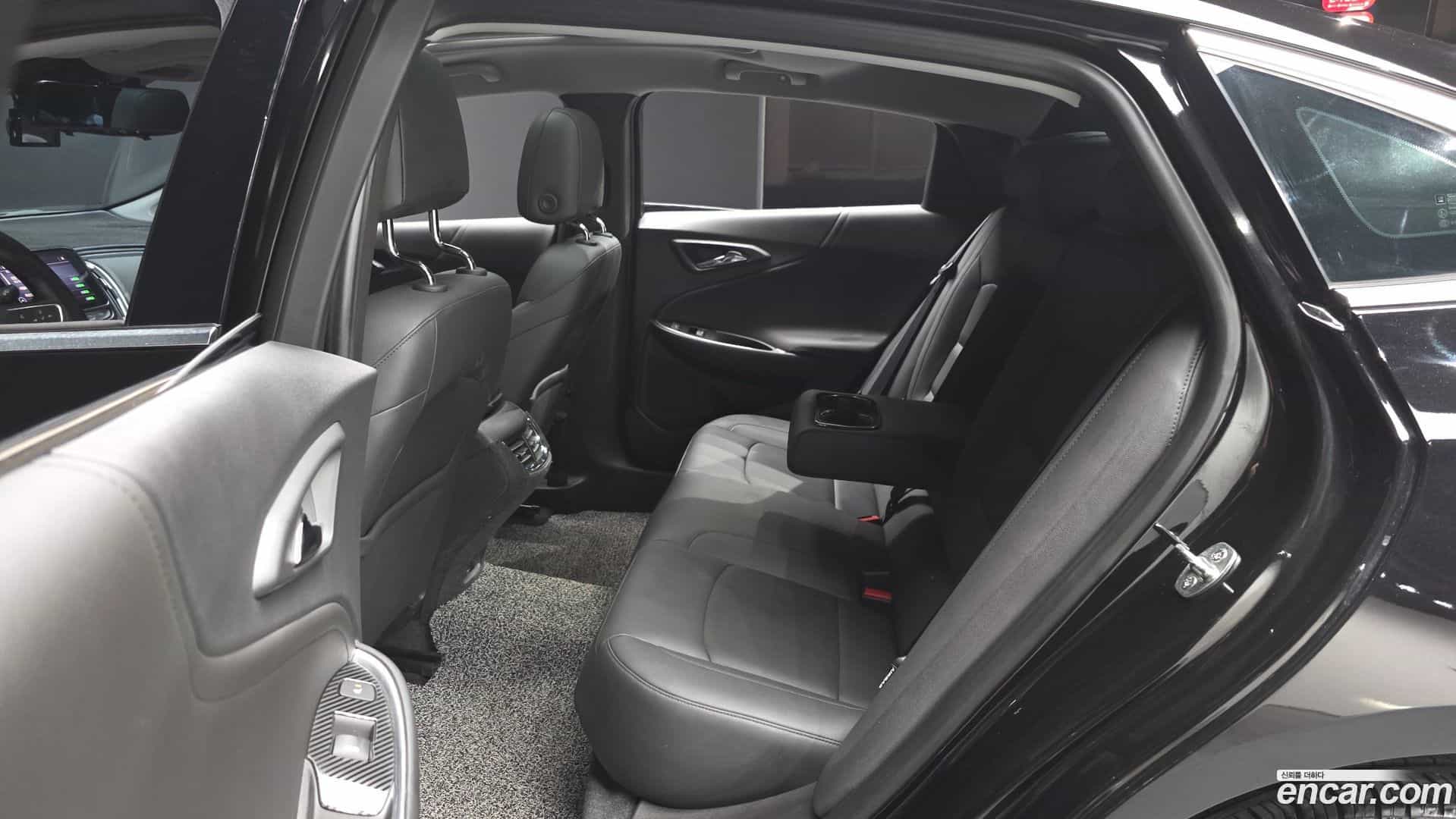 Malibu Chevrolet 2018.11-OPTION-015