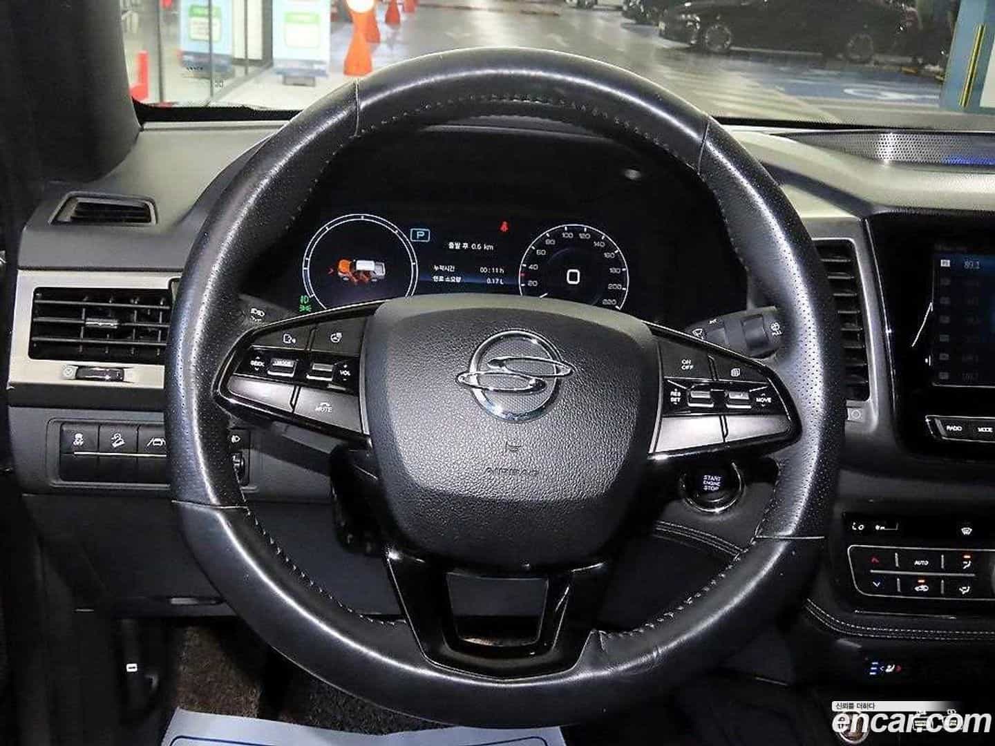 Rexton KG Mobility 2022.1-INNER-008