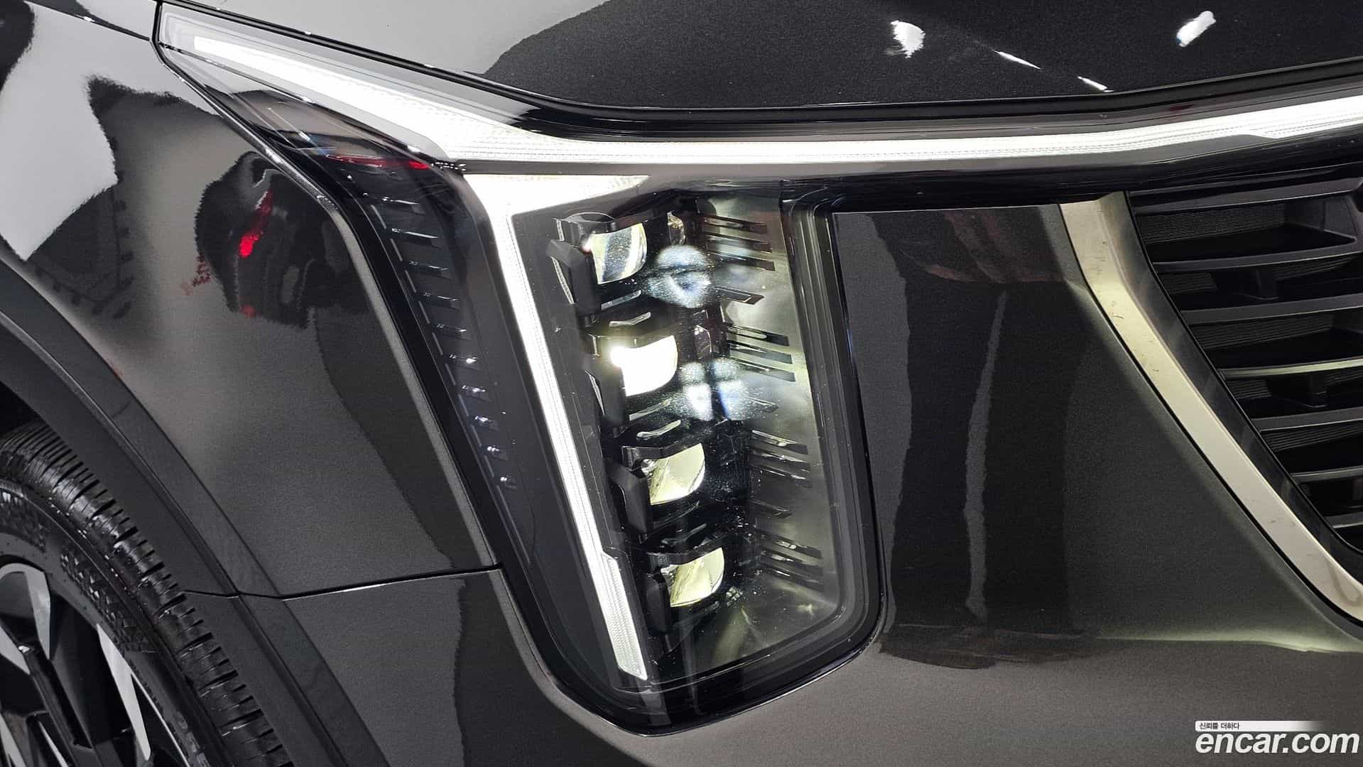 Sorento Kia 2023.9-OUTER-032