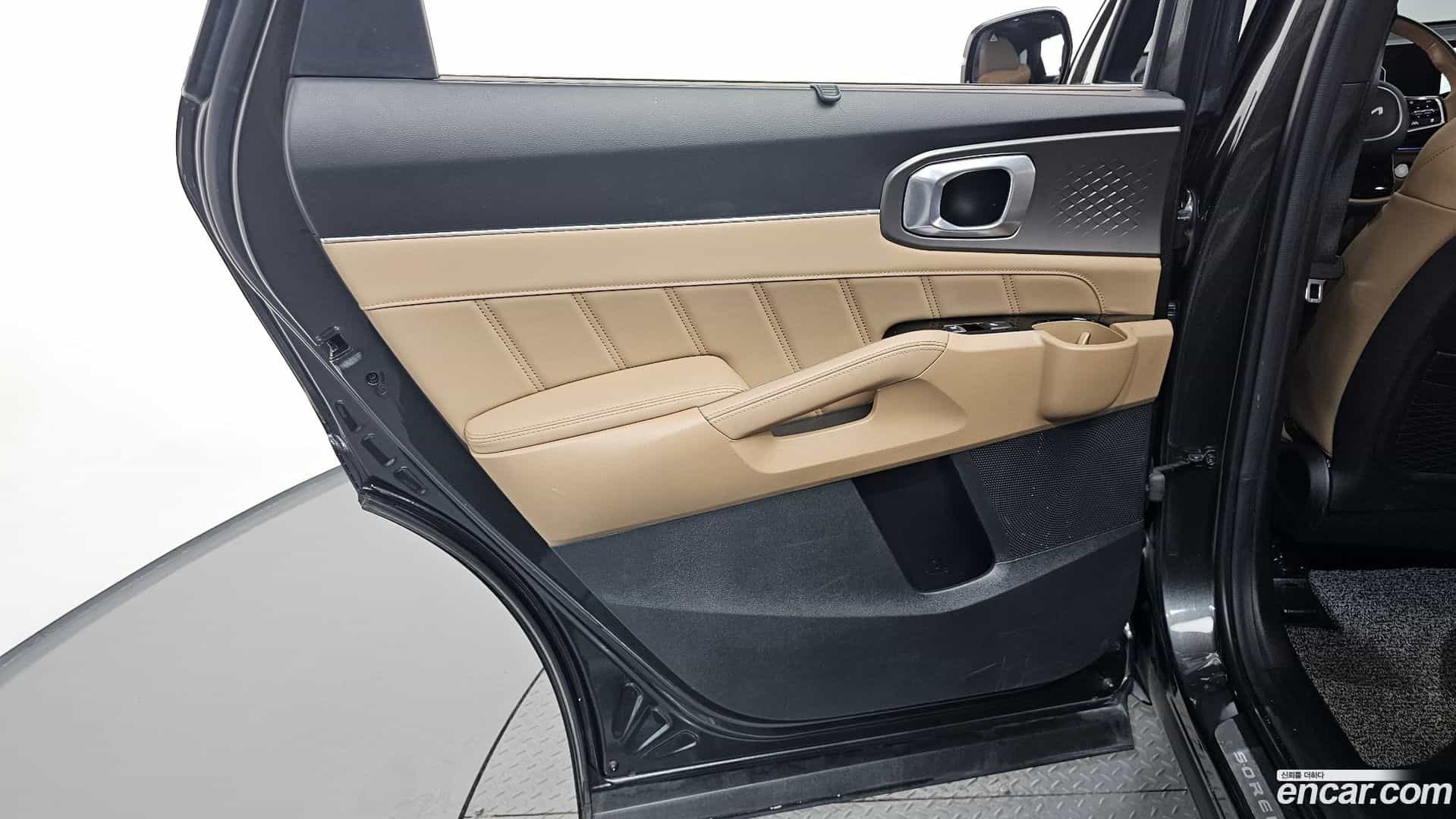 Sorento Kia 2023.9-INNER-035